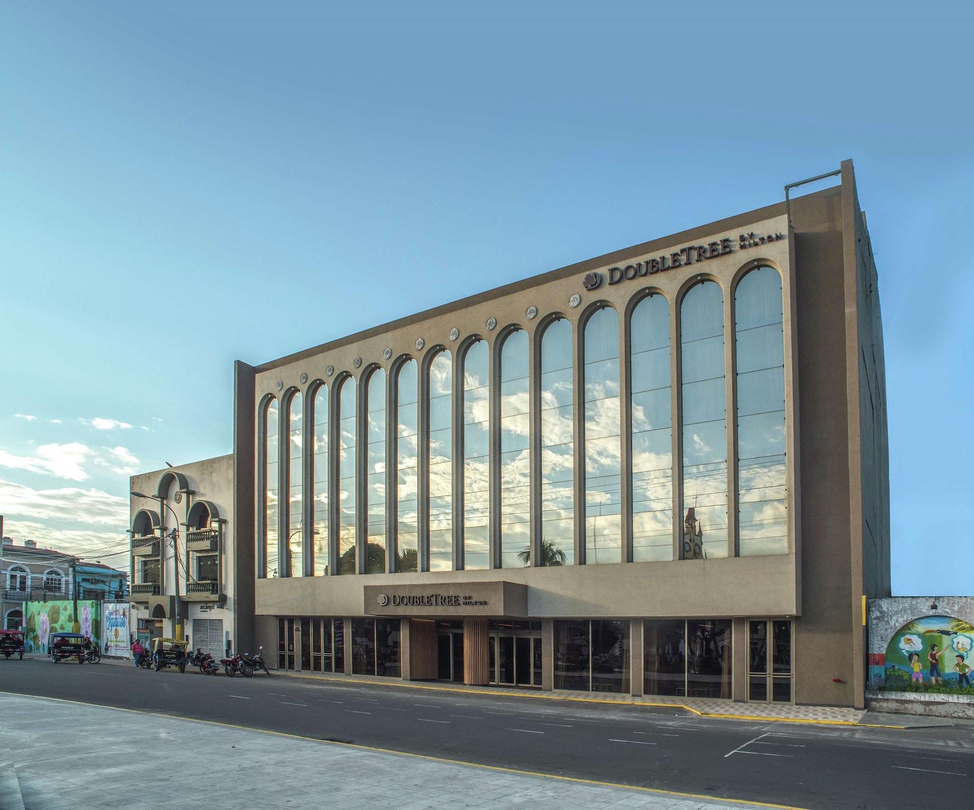 Vista Exterior DoubleTree by Hilton Iquitos
