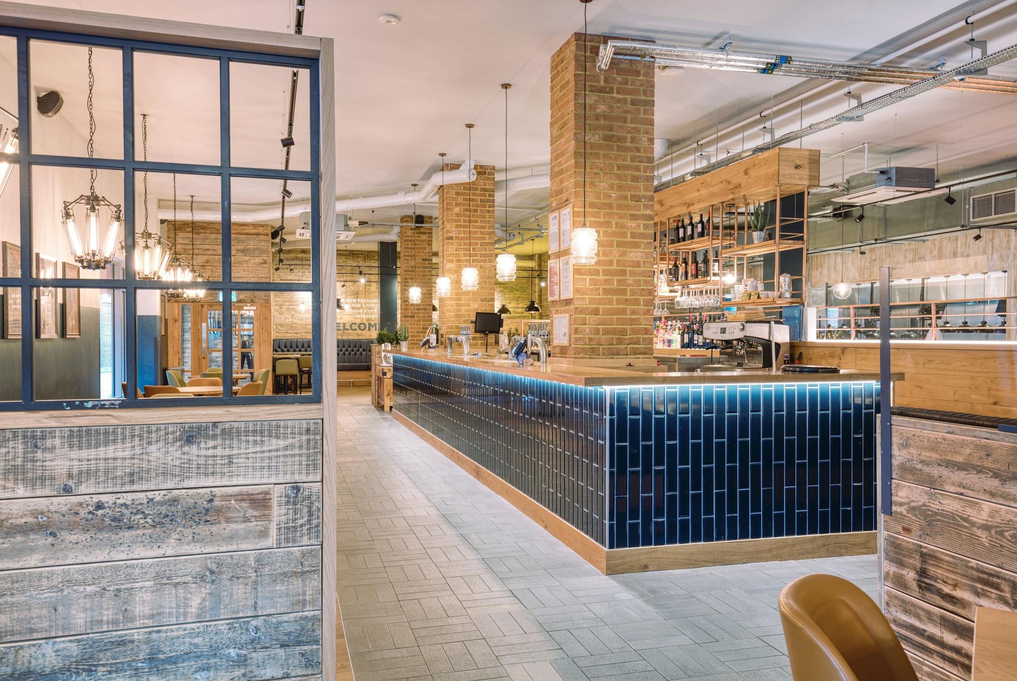 Restaurant Premier Inn London Sutton