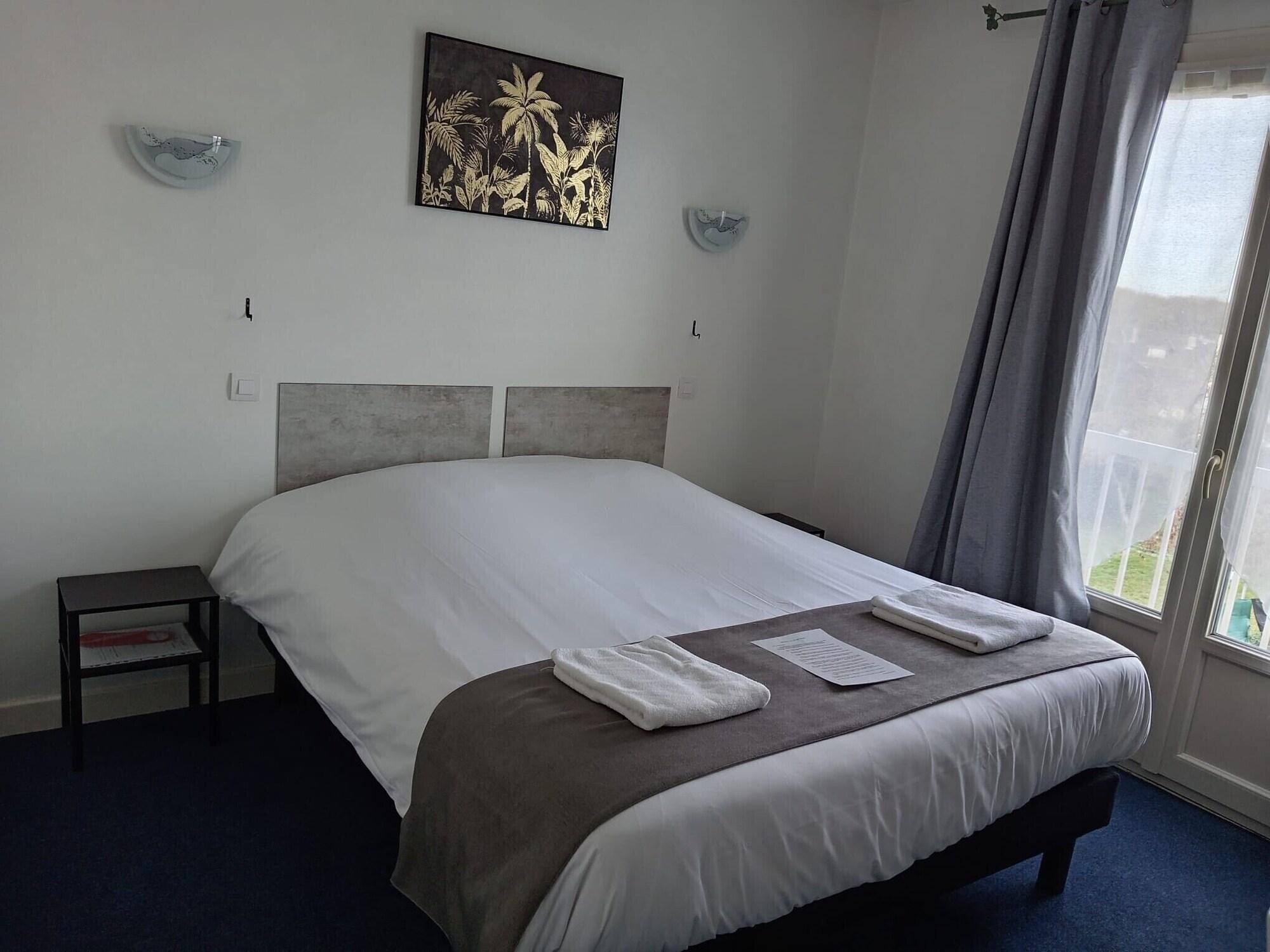 Varios Hôtel Le Lyon Vert Commentry