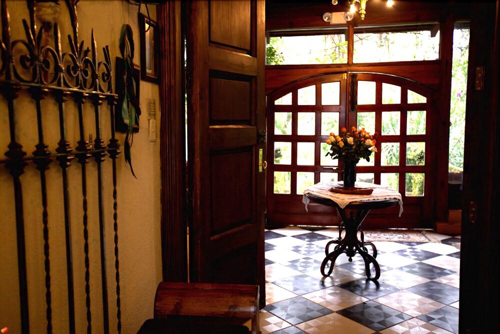 Vista Lobby Hacienda la Carriona