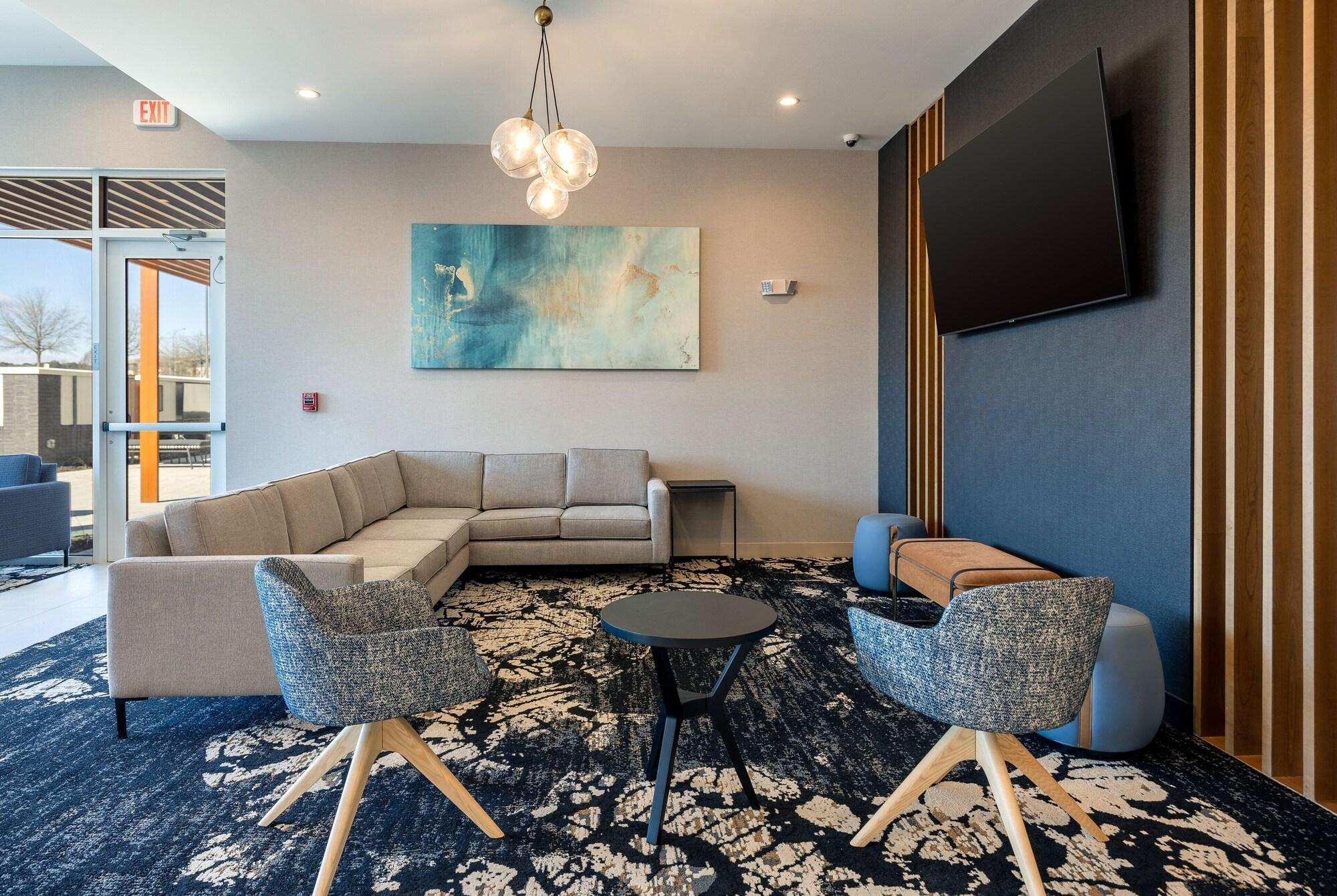 Vista Lobby Towneplace Suites by Marriott Canton Riverstone Parkway