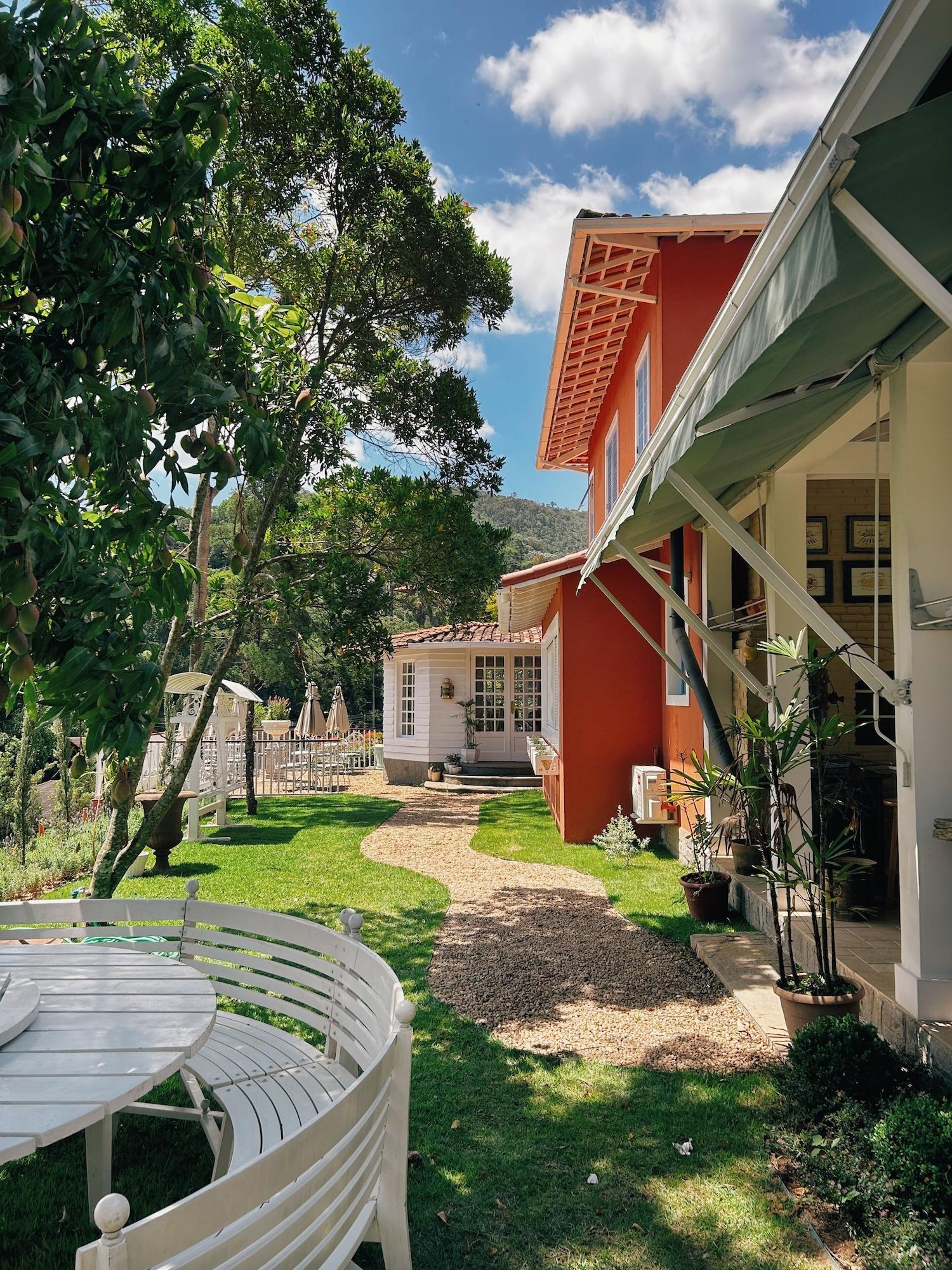 Varios Hotel La Belle Provence