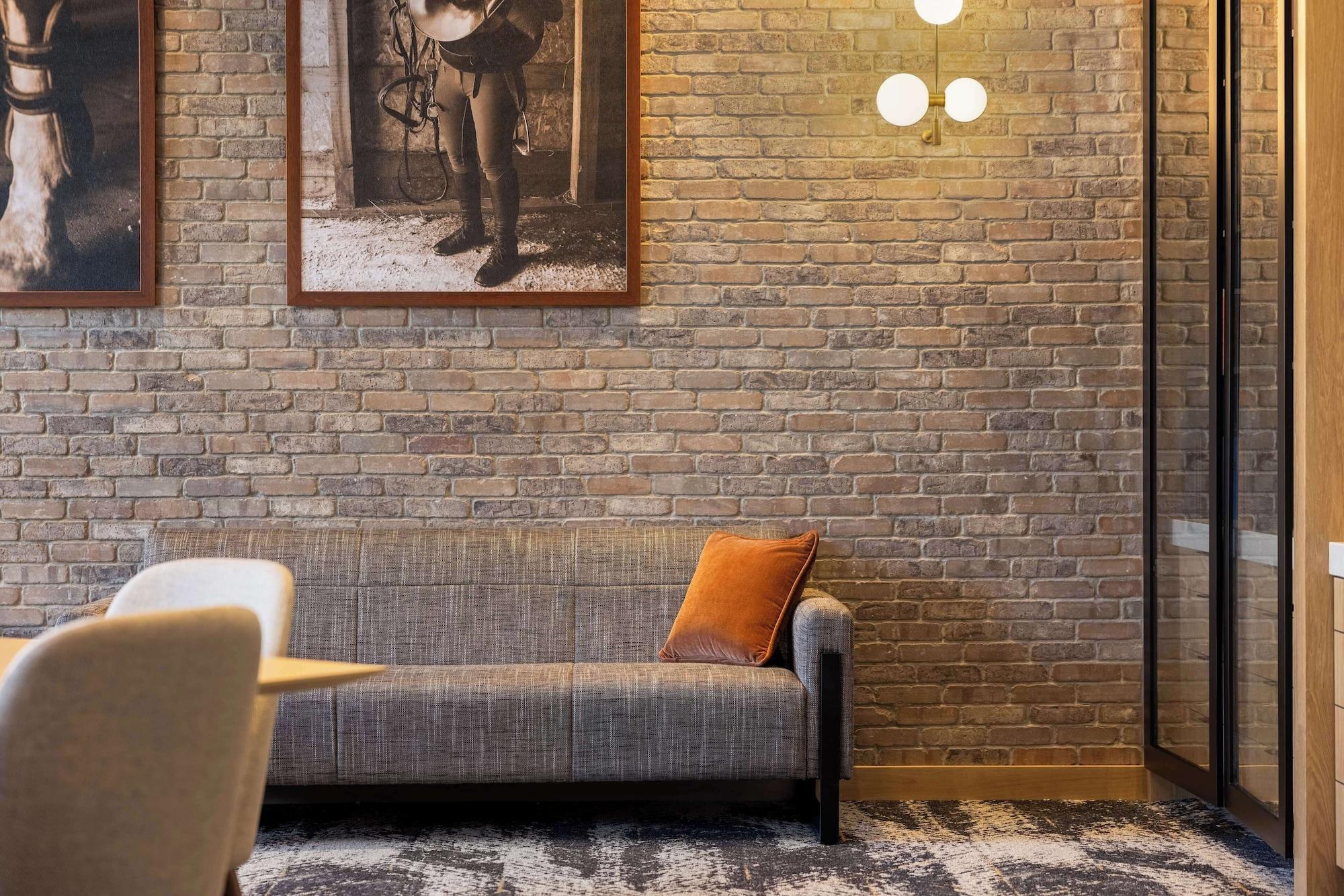 Vista Lobby Tempo By Hilton Louisville Downtown Nulu