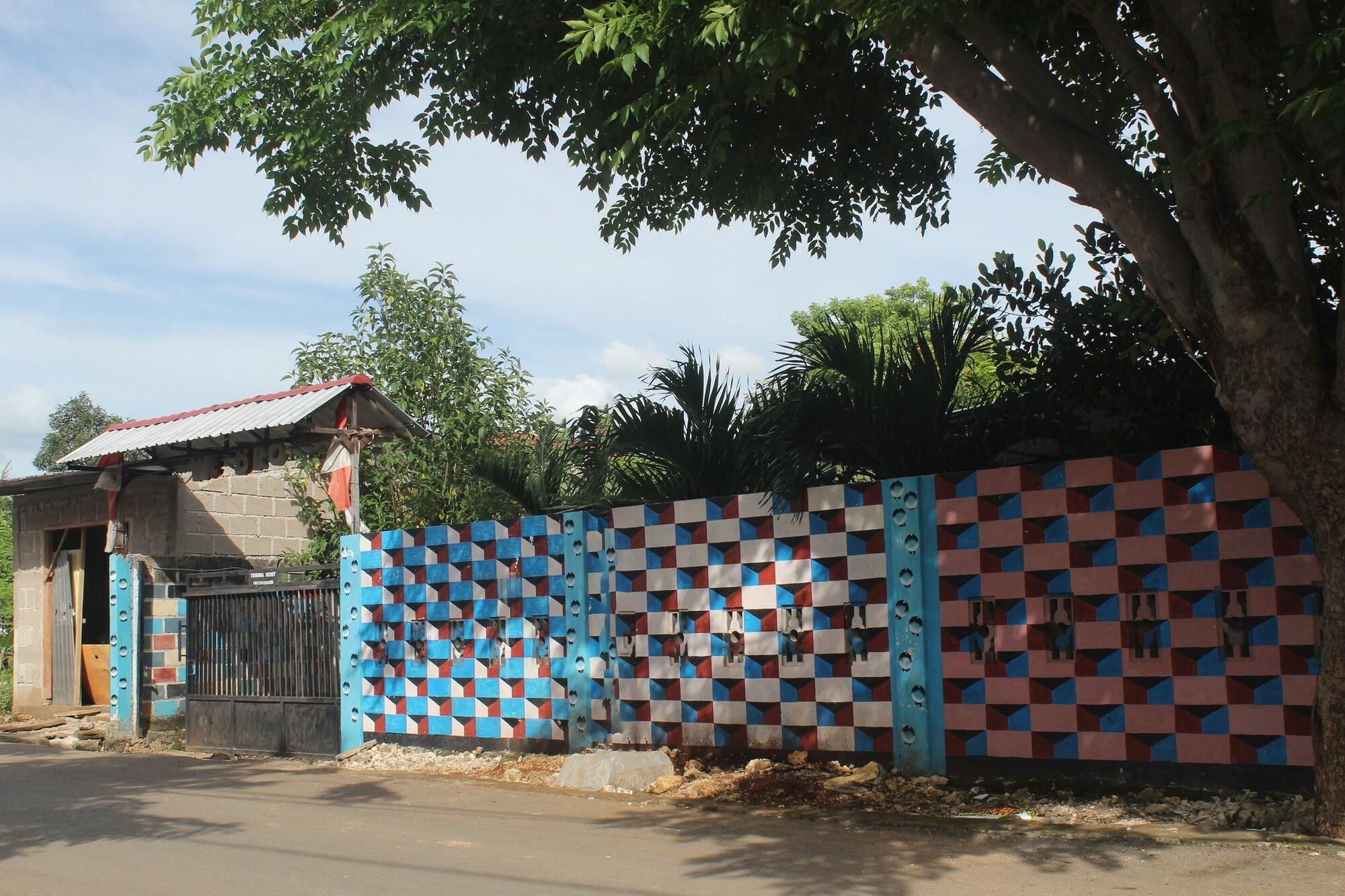 Vista Exterior Hotel O We Bro Kost