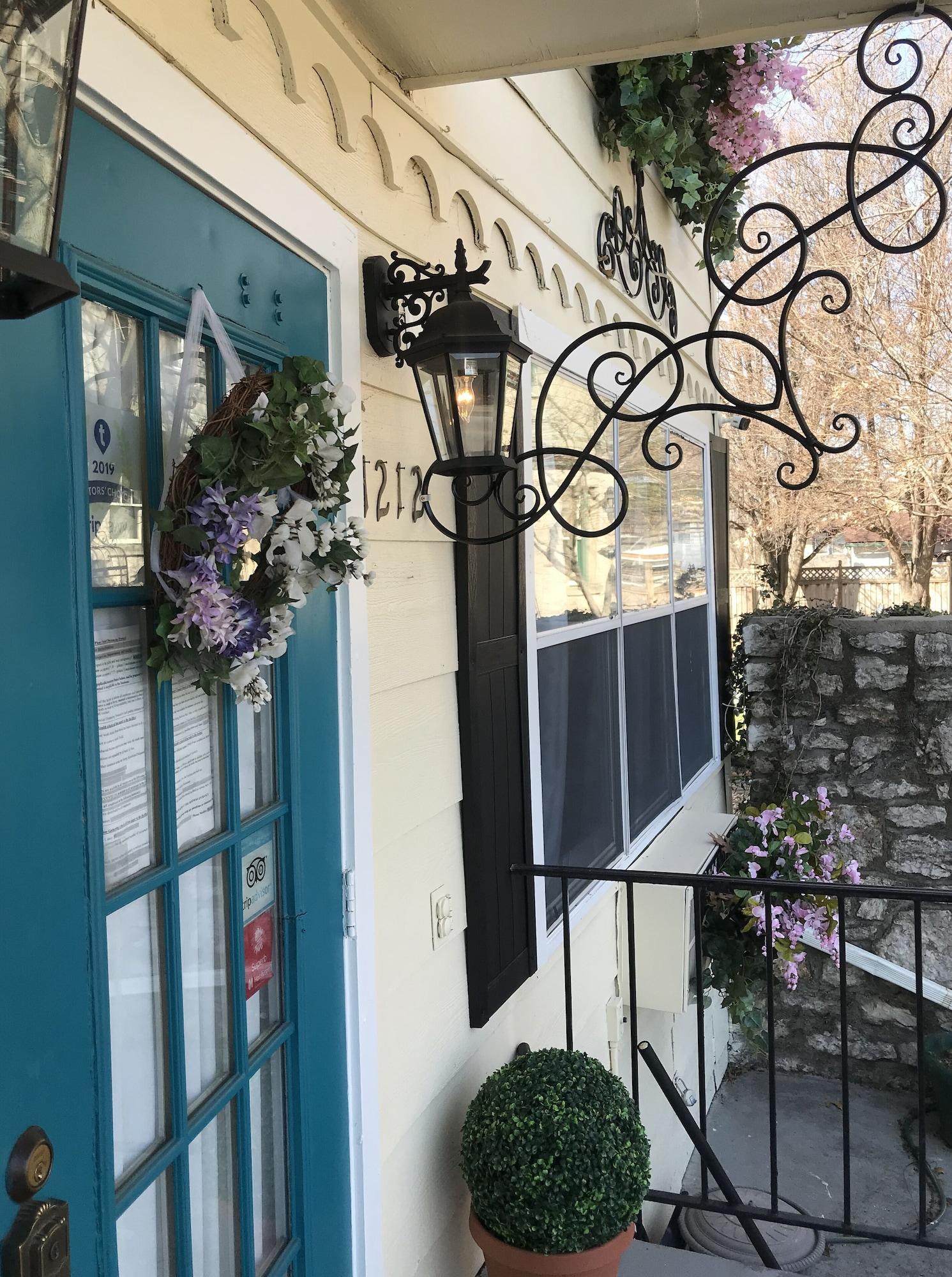 Varios Woodstock Inn B&B