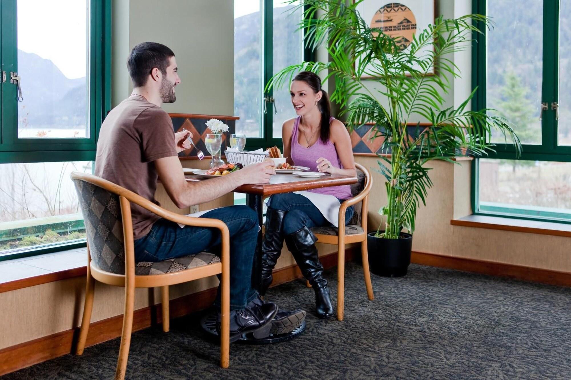 Restaurant Harrison Hot Springs Resort and Spa