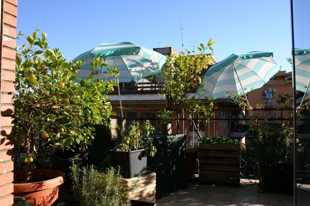 Vista Exterior Le Fate Apartments