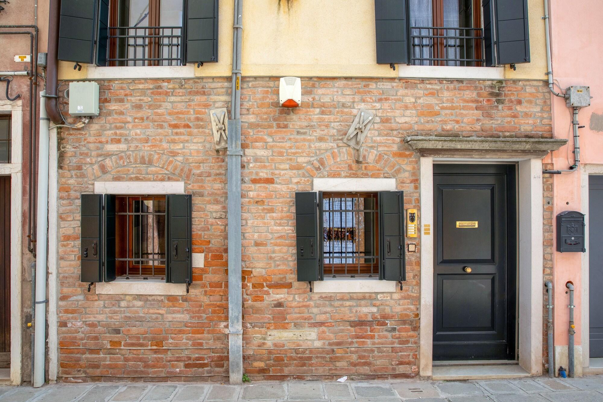 Vista Exterior Palazzina Riello