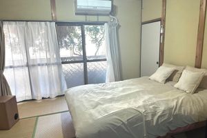 Aluguel por temporada - Nostalgic house in Showa style. 15 min walk from Fujigaoka, 20 min drive from Ghibli Park. 2 parking spaces. Ideal for families and pets.
