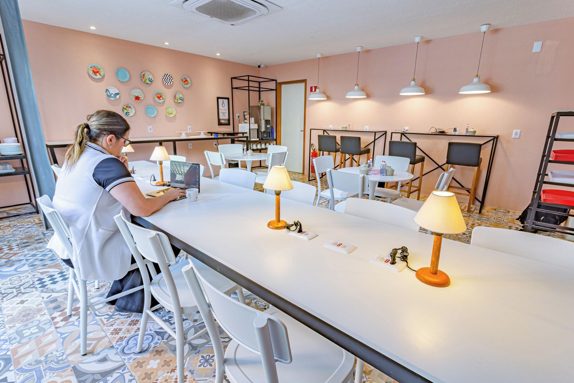 Restaurant URB Hotel