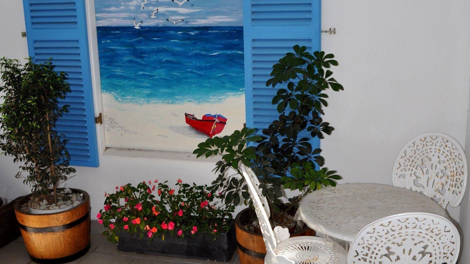 Vista Lobby Makarios B&B