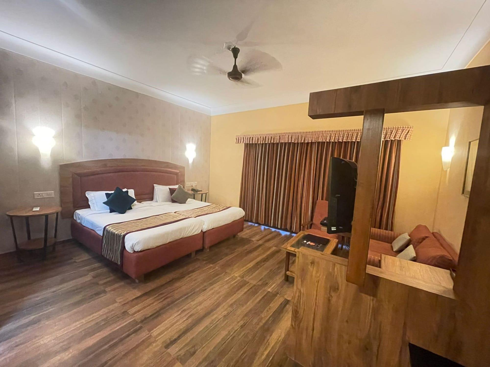 Habitación Cama Rajputana Club Resort
