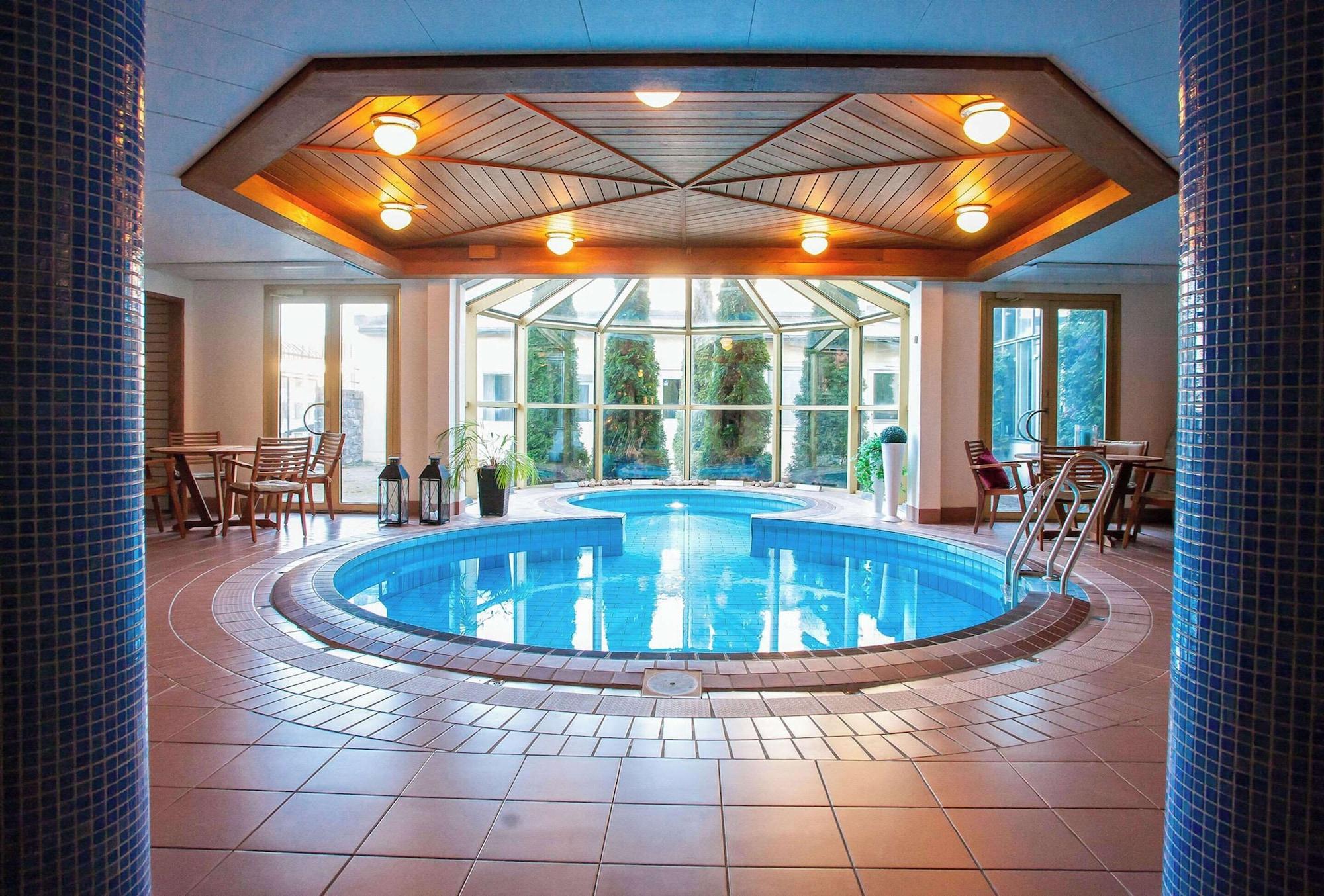 Vista Piscina Home Hotel Smedjan