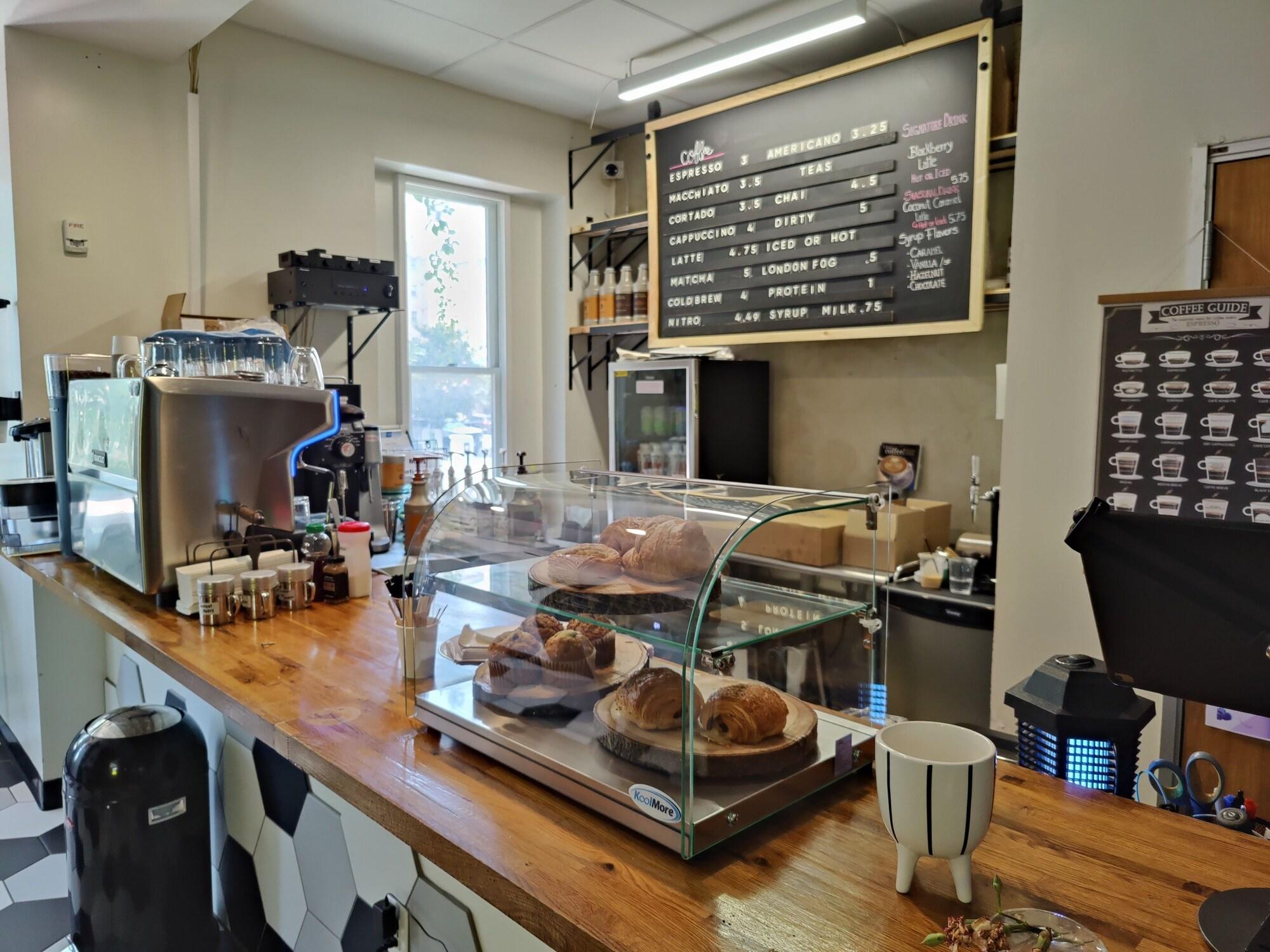 Restaurant U Street Capsule Hostel