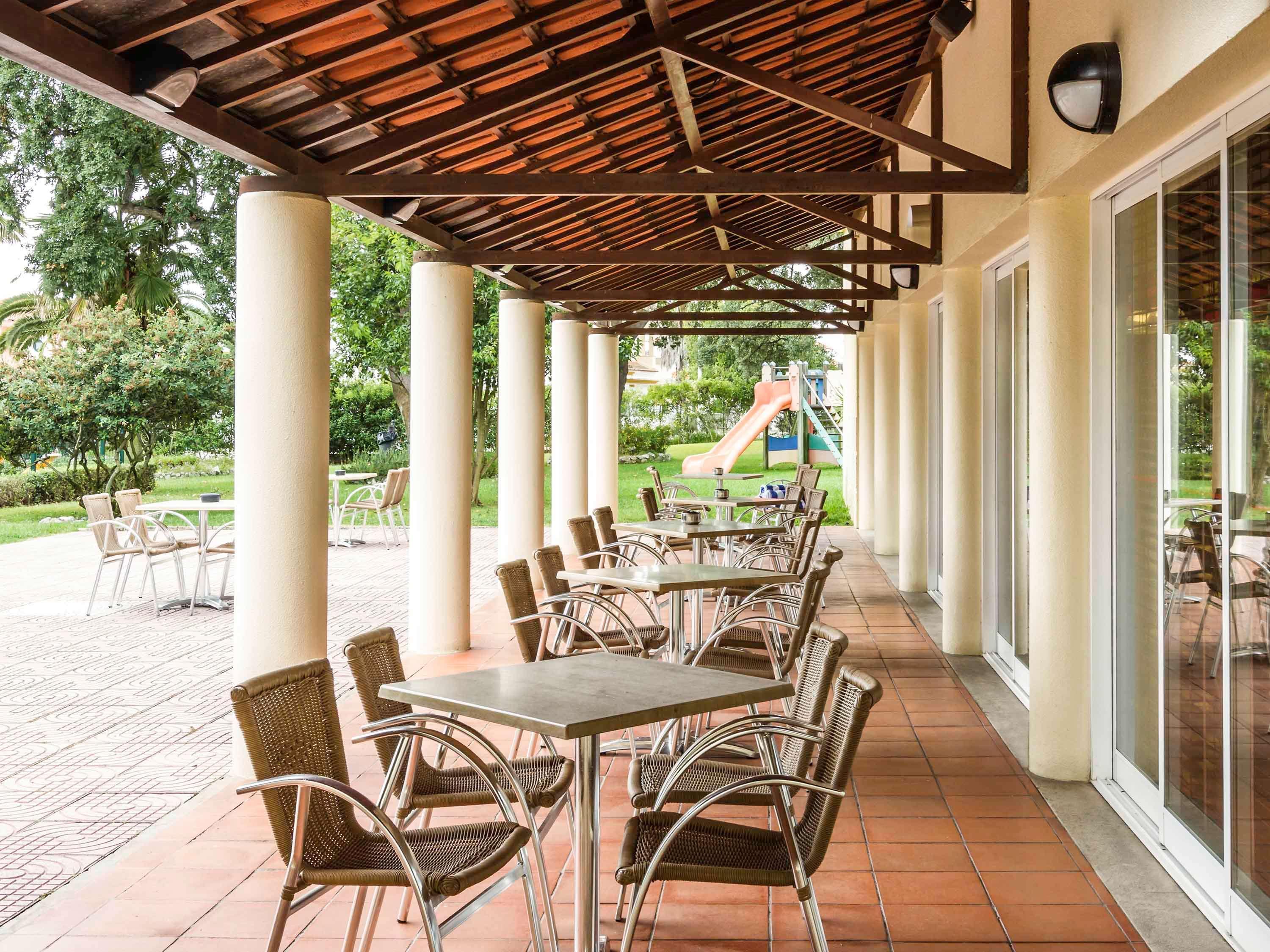 Vista Exterior ibis Setubal