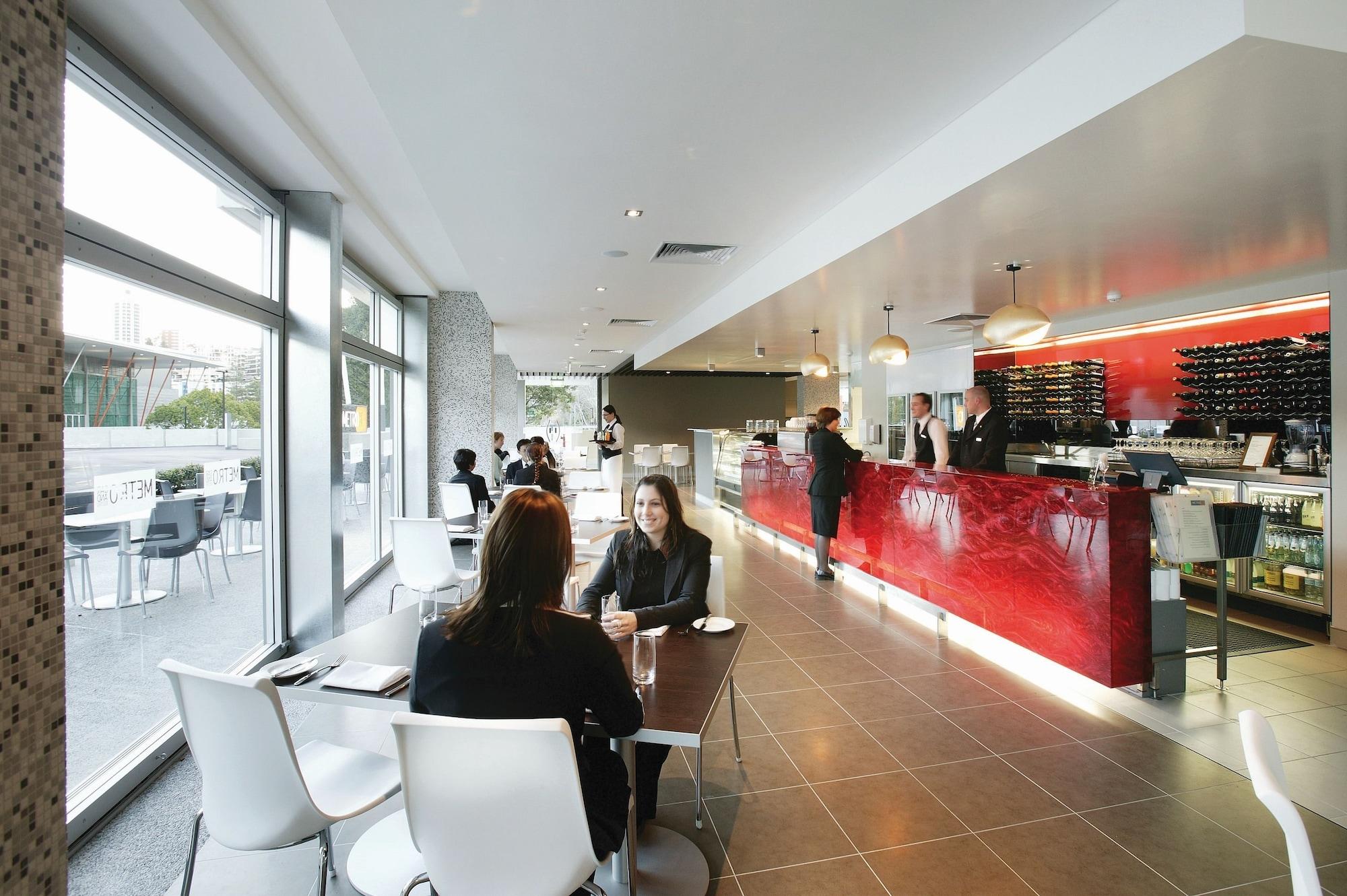 Restaurant Adina Apartment Hotel Perth