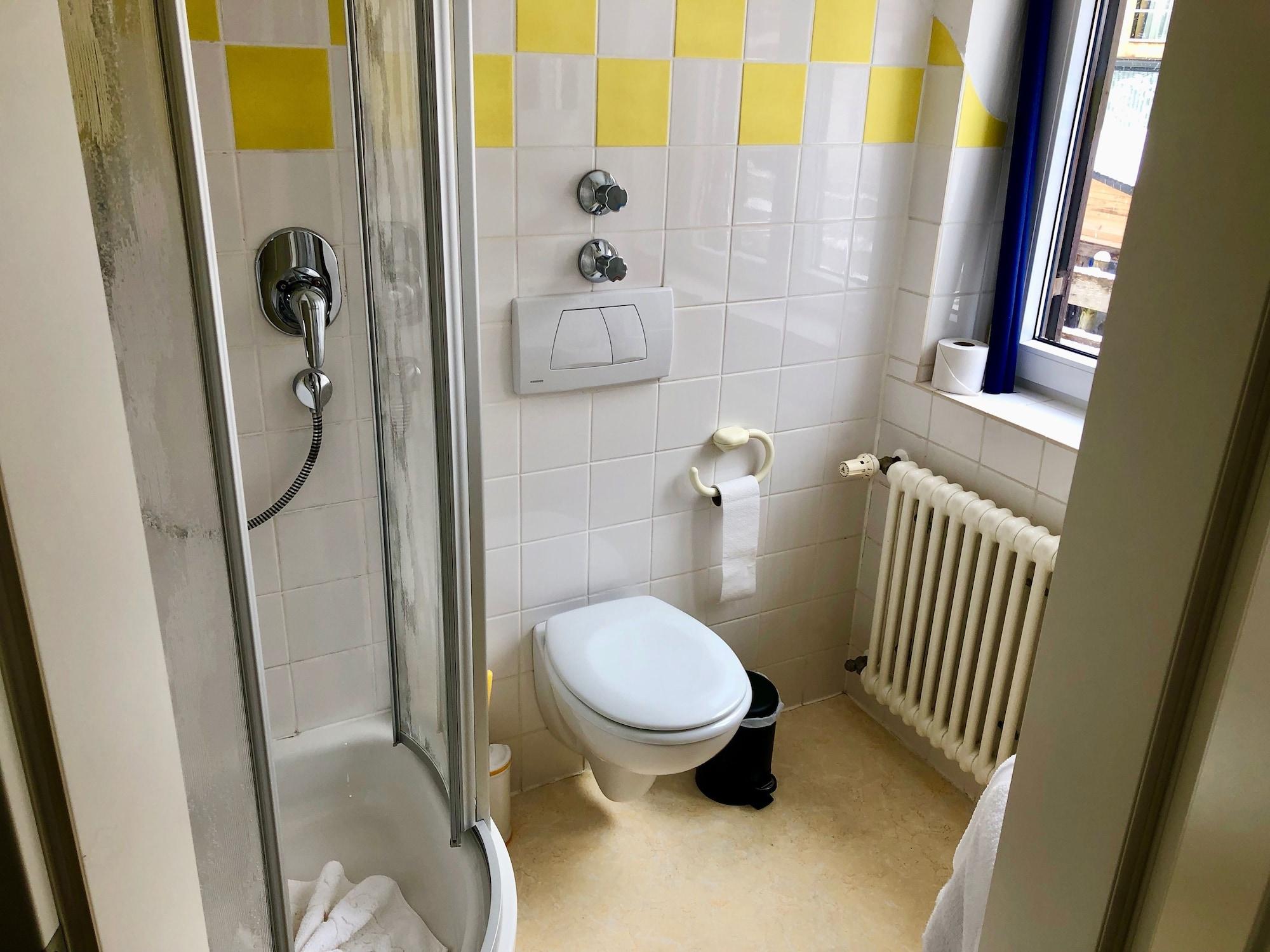 Equipamiento de Habitación Gästehaus Drachenfels