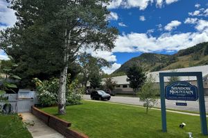 Alojamiento - Shadow Mountain Lodge