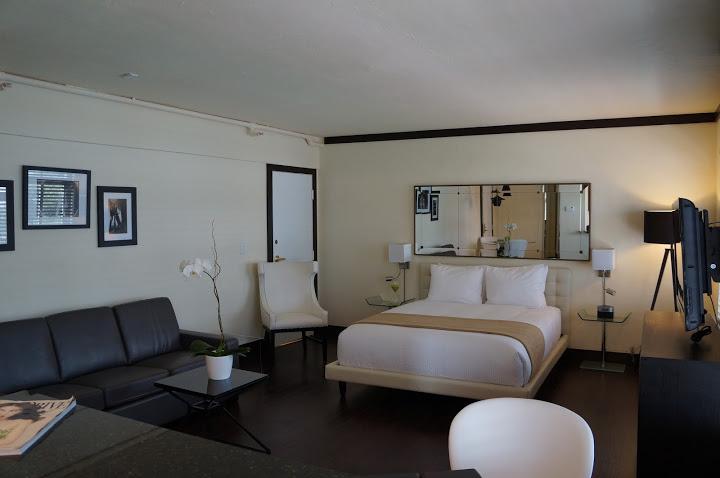 Hotel Lincoln Arms Suites