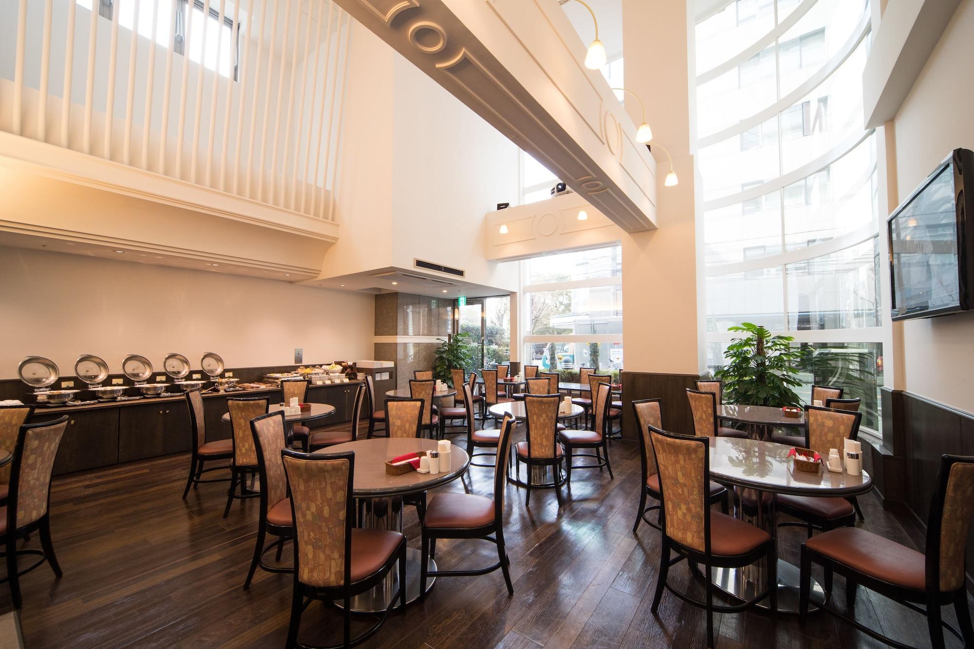 Restaurant Hotel Claiton Esaka
