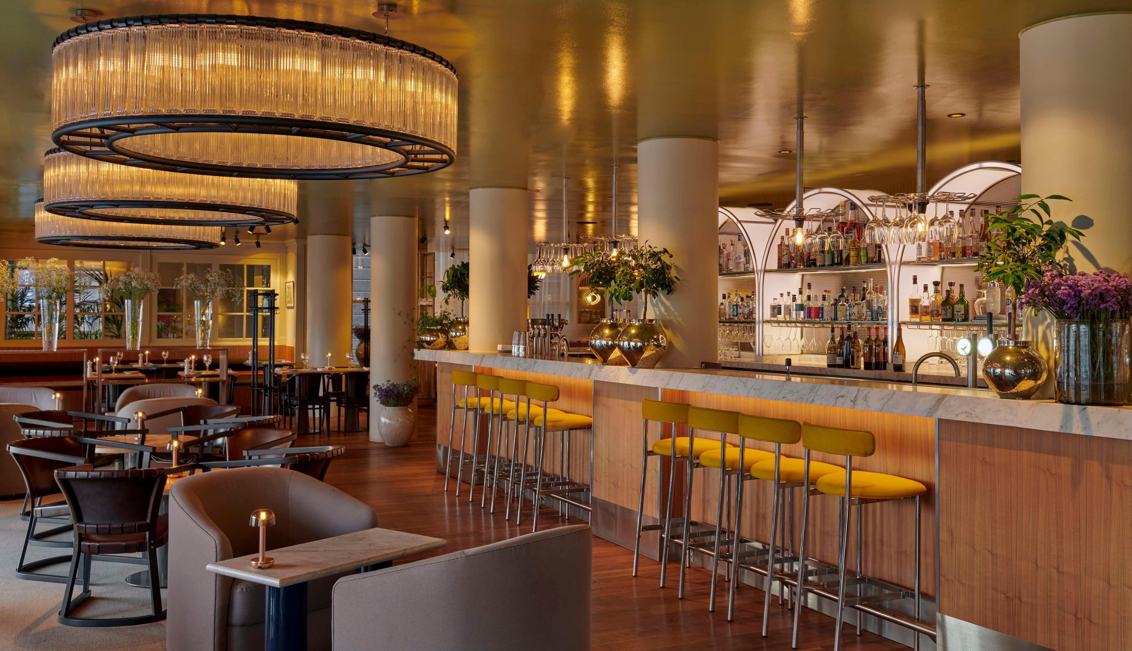 Bar/Salón Hôtel Reisen in The Unbound Collection by Hyatt