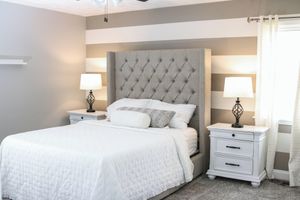 Alquiler Vacacional - 4- Bedroom Cozy Modern country home with Movie Theater & Game Room