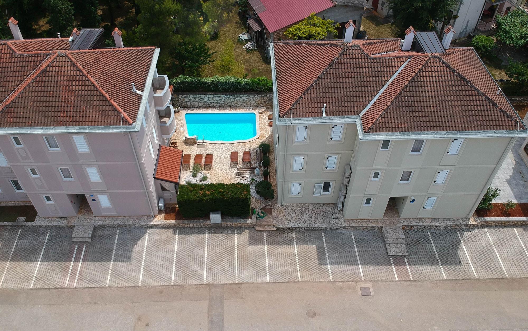 Vista Exterior Apartments and Rooms Degra