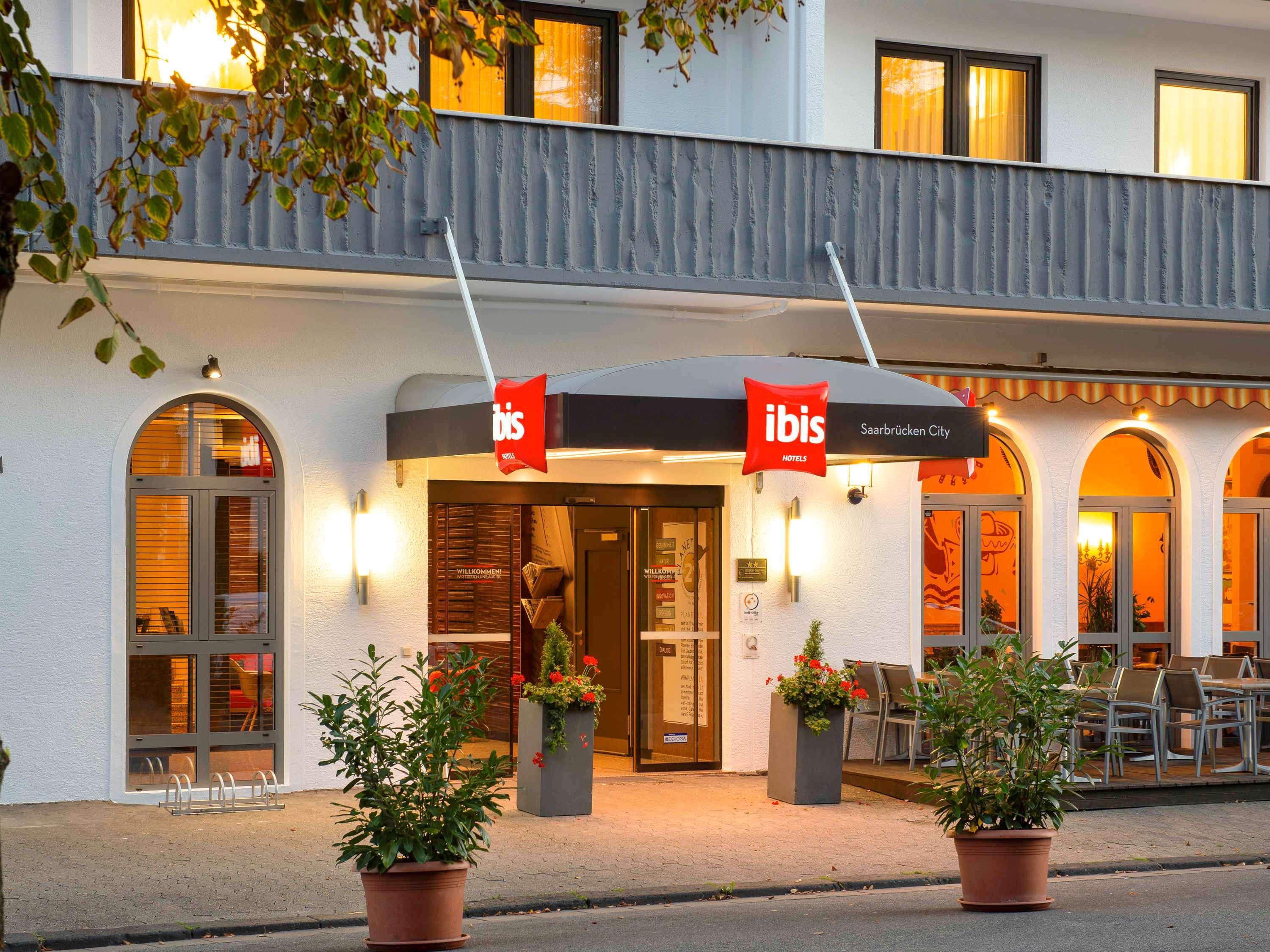 Vista Exterior ibis Saarbruecken City
