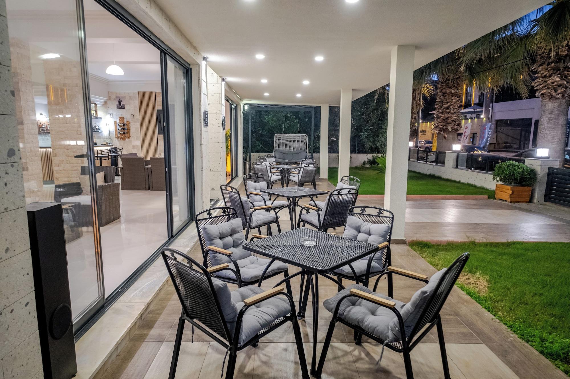 Vista Exterior Bayram Hotel