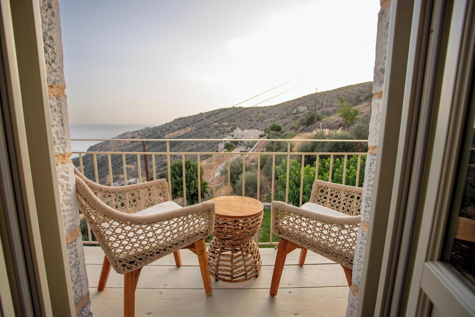 Playa Akrolithi Guesthouse