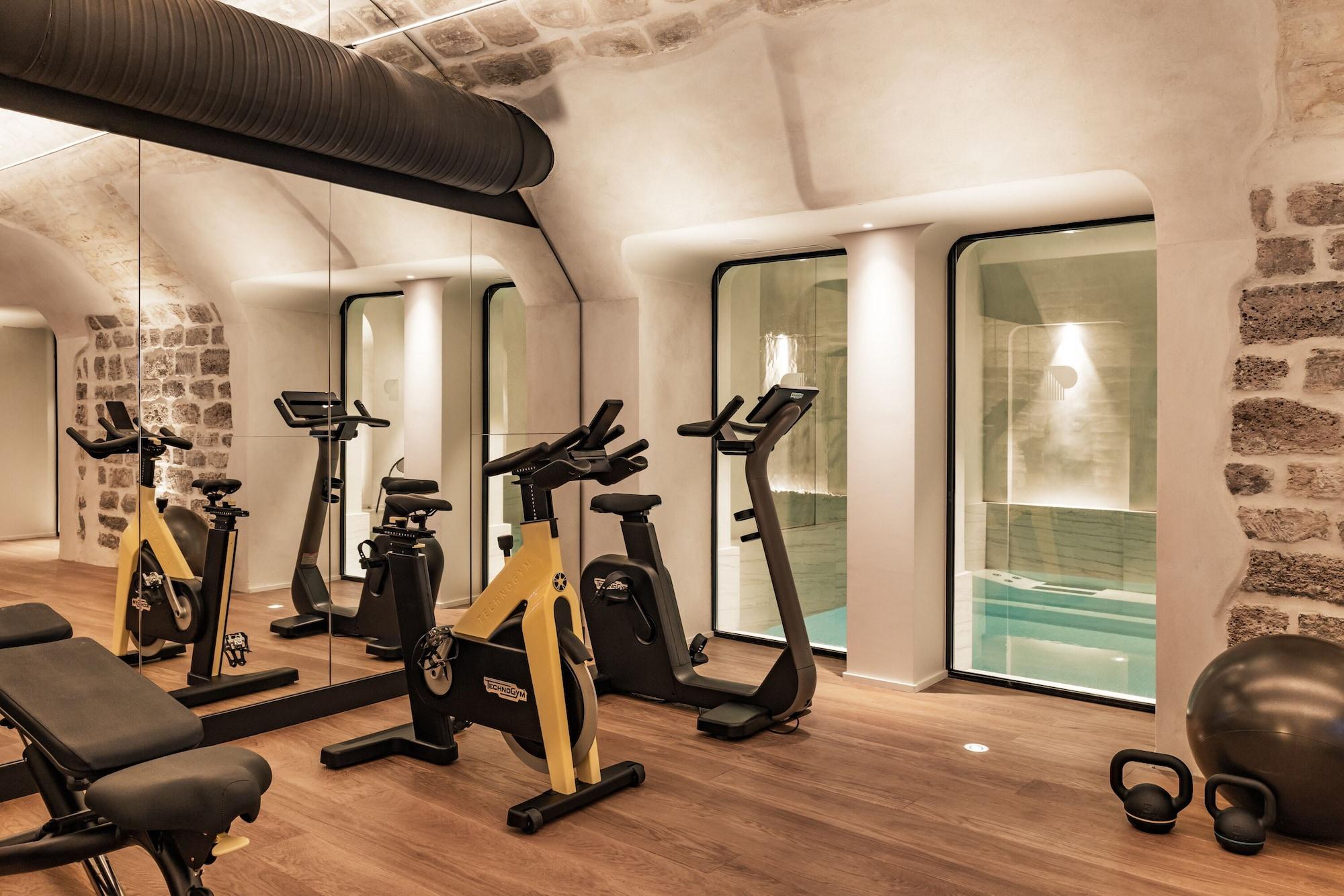 Gimnasio Pavillon Faubourg Saint-Germain & Spa