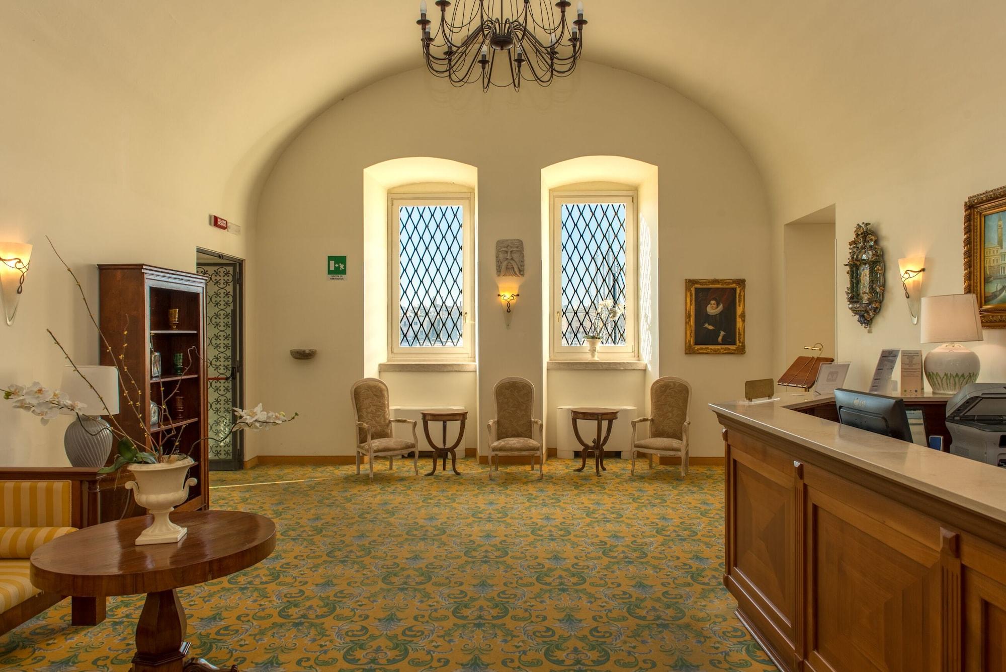 Vista Lobby Hotel San Paolo al Convento