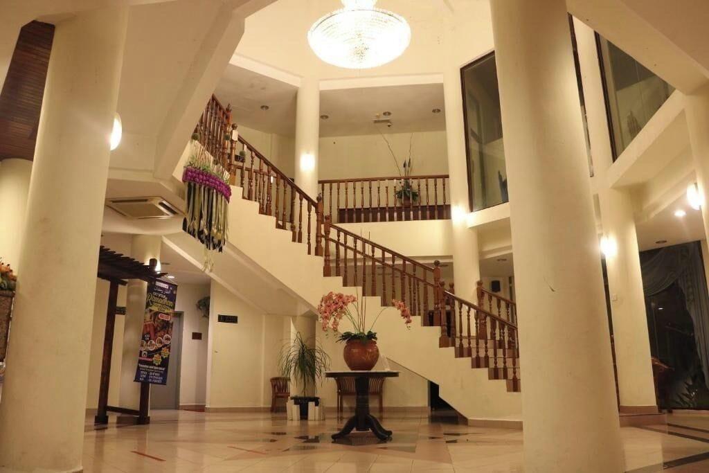 Vista Lobby Felda Residence Tekam