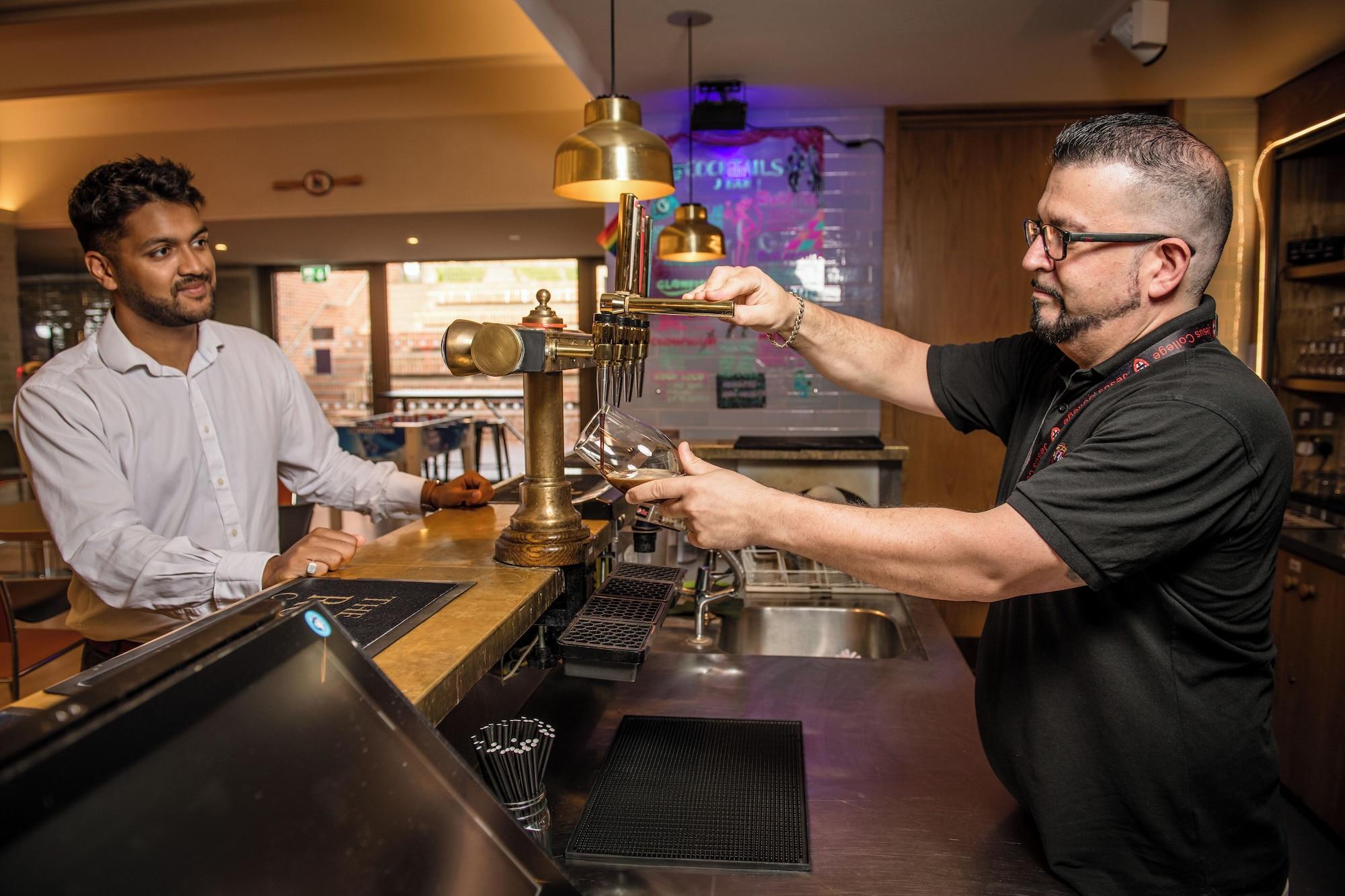 Bar/Salón West Court - Cambridge - Campus Accommodation