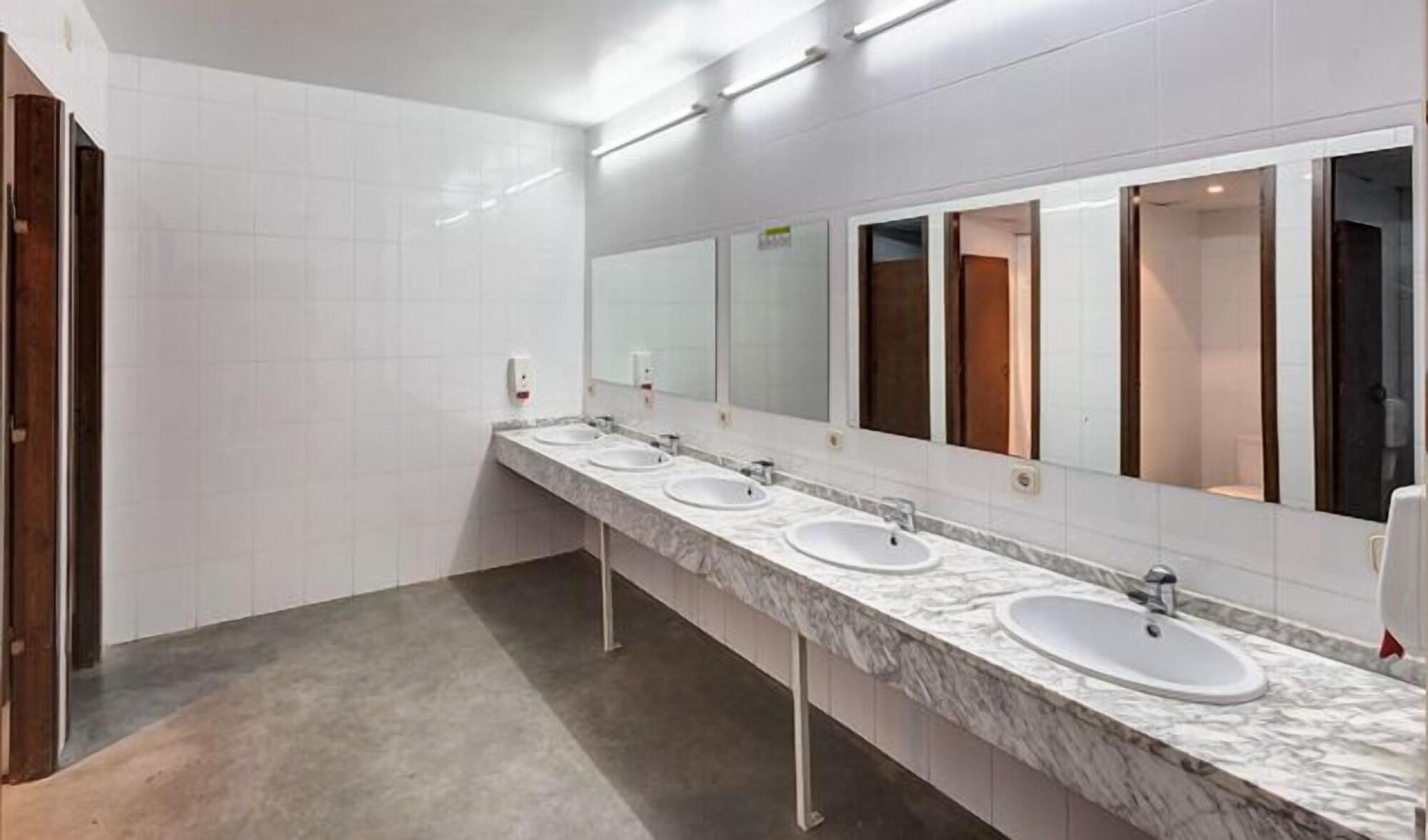 Equipamiento de Habitación Alberg Les Estades