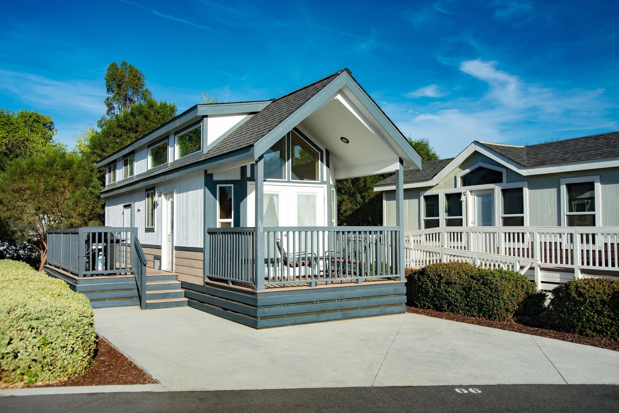 Habitación Vines RV Resort