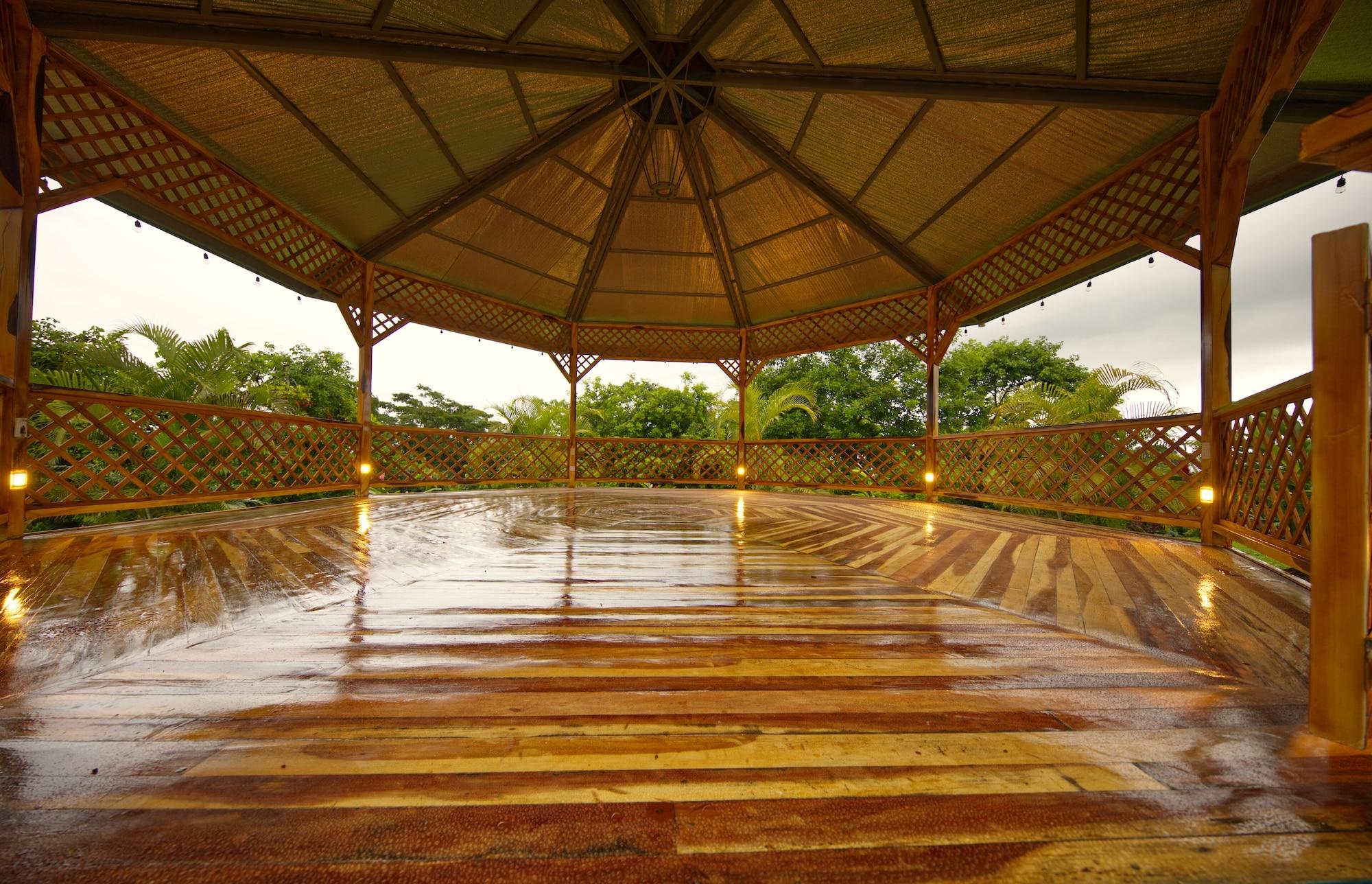 Spa Hotel Heliconias Nature Inn & Hot Springs