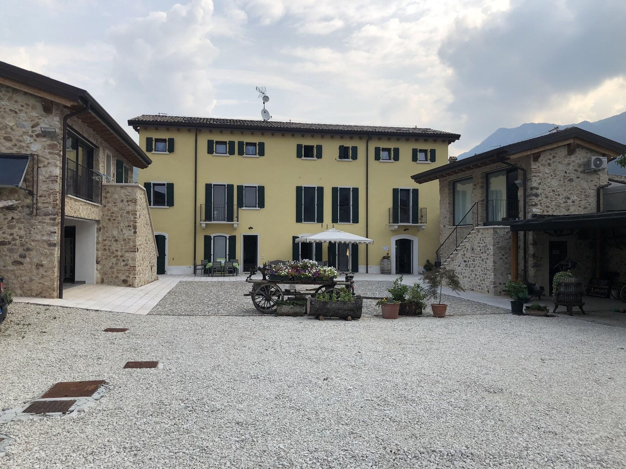 Varios Agriturismo Tre Forti