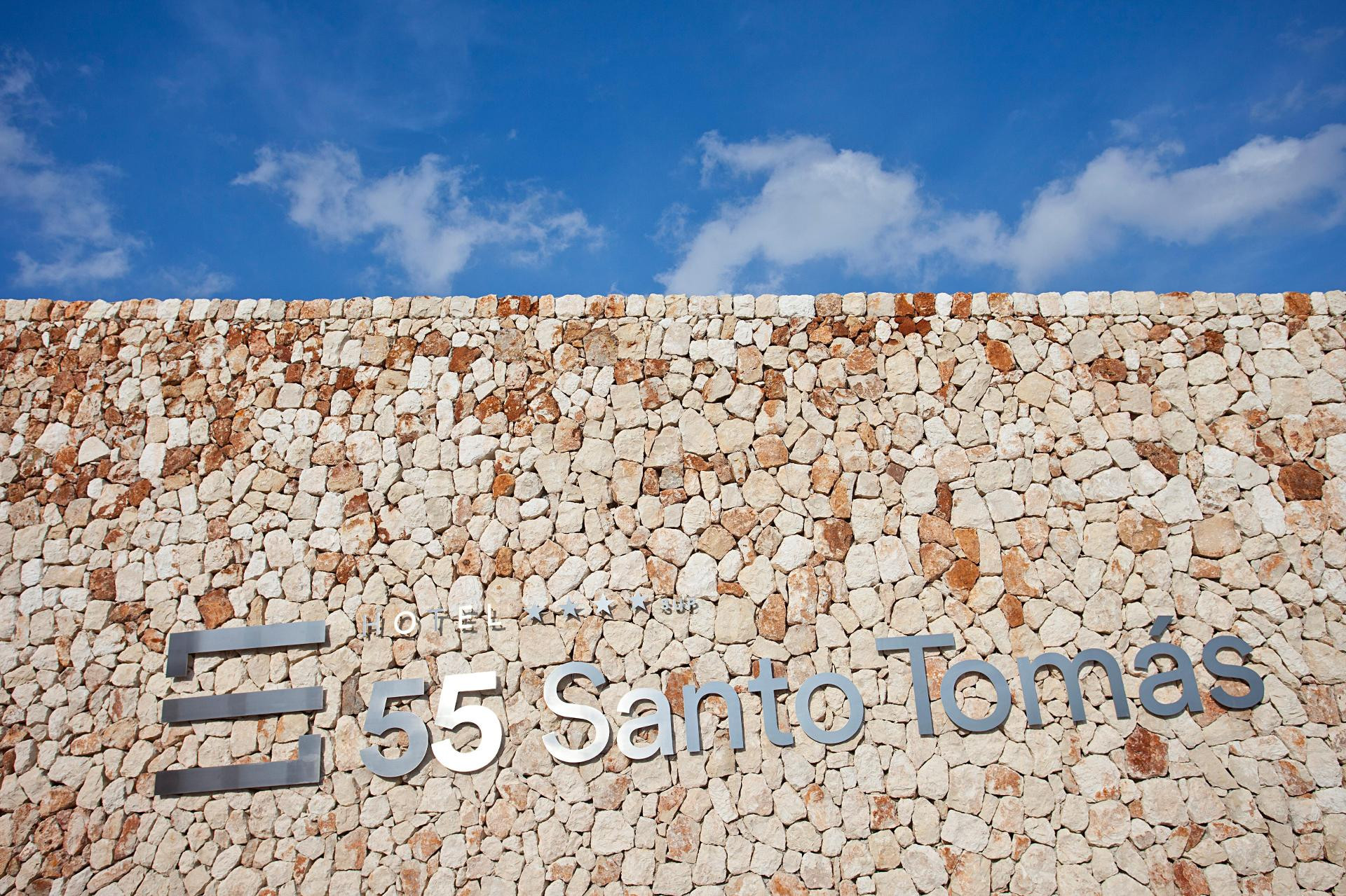 Vista Exterior Seth 55 Santo Tomas