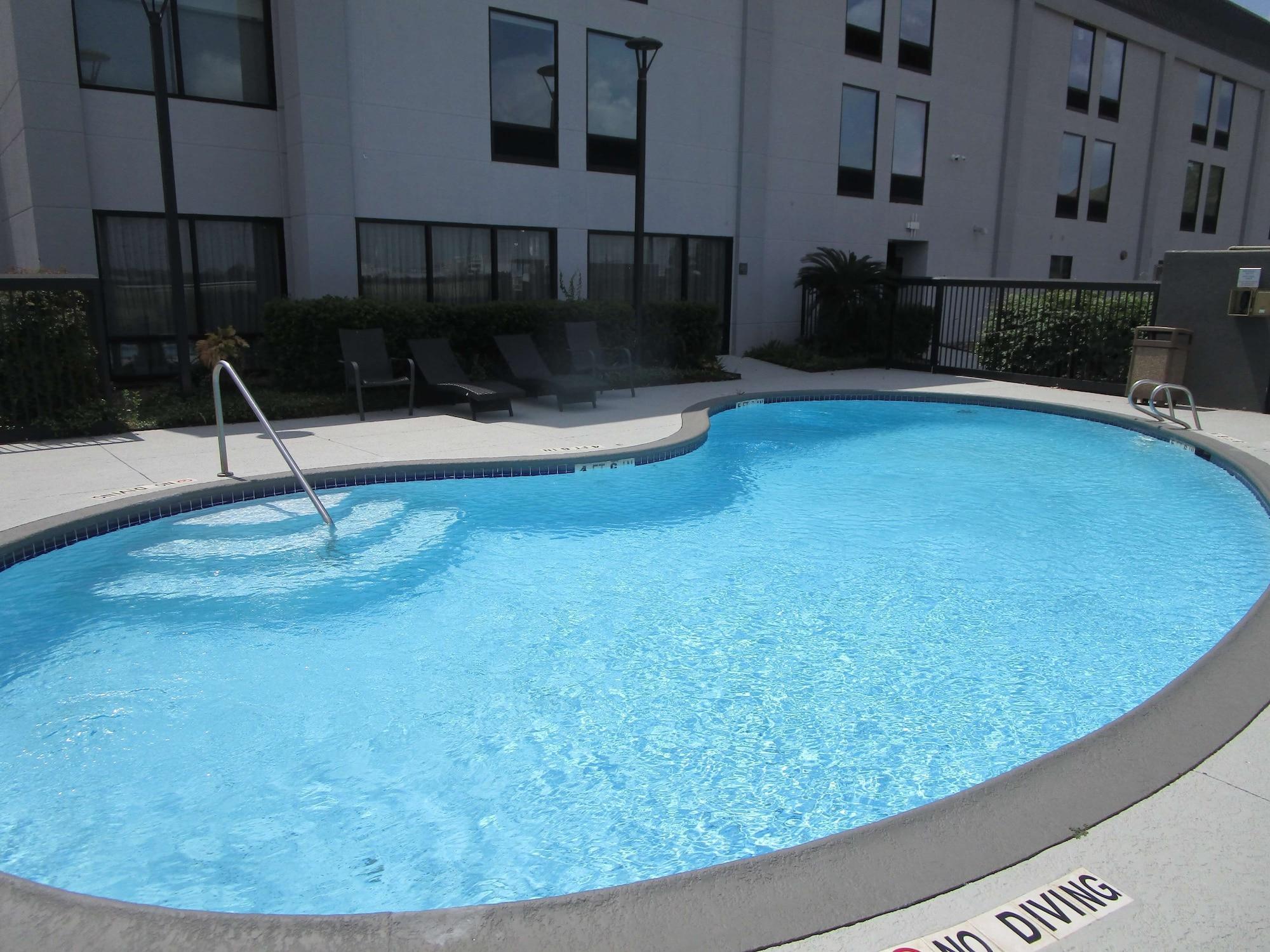 Vista Piscina Best Western Cy-Fair