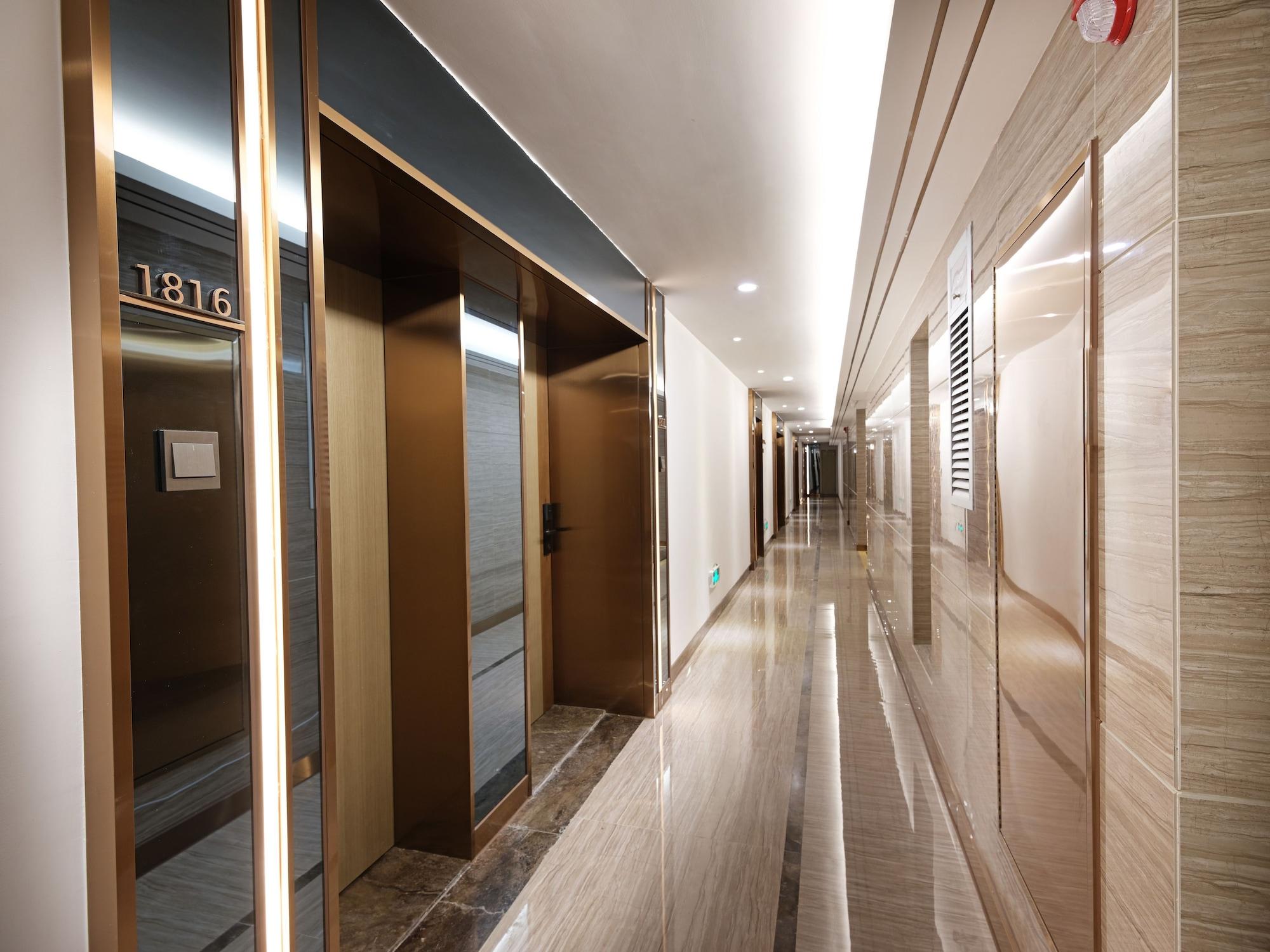 Varios Royal Star Apartment Central City Branch