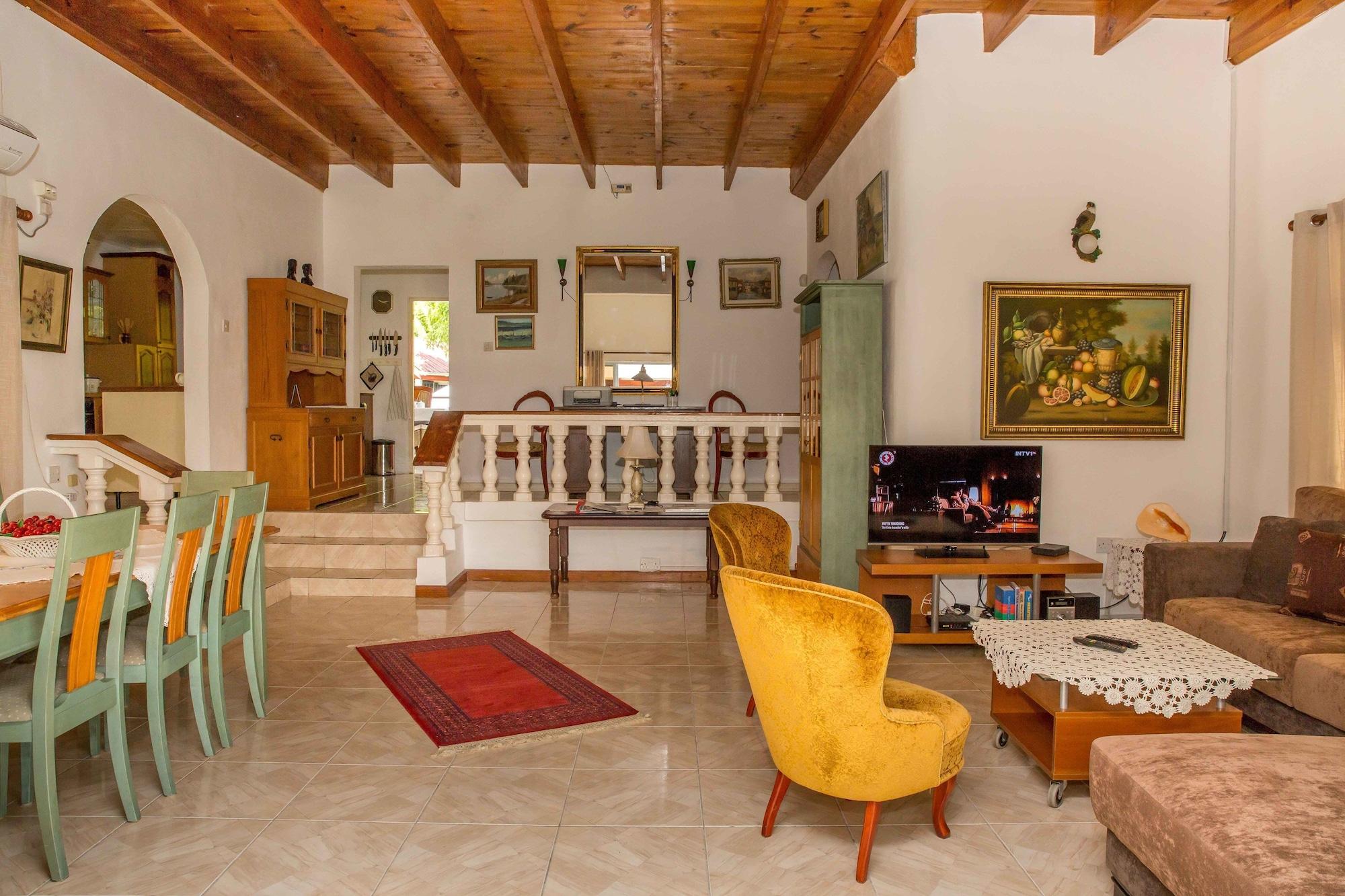 Sala de Reuniones The Orchard Holiday Home