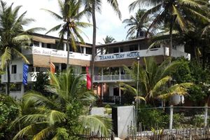 Alojamiento - Asanka Surf House