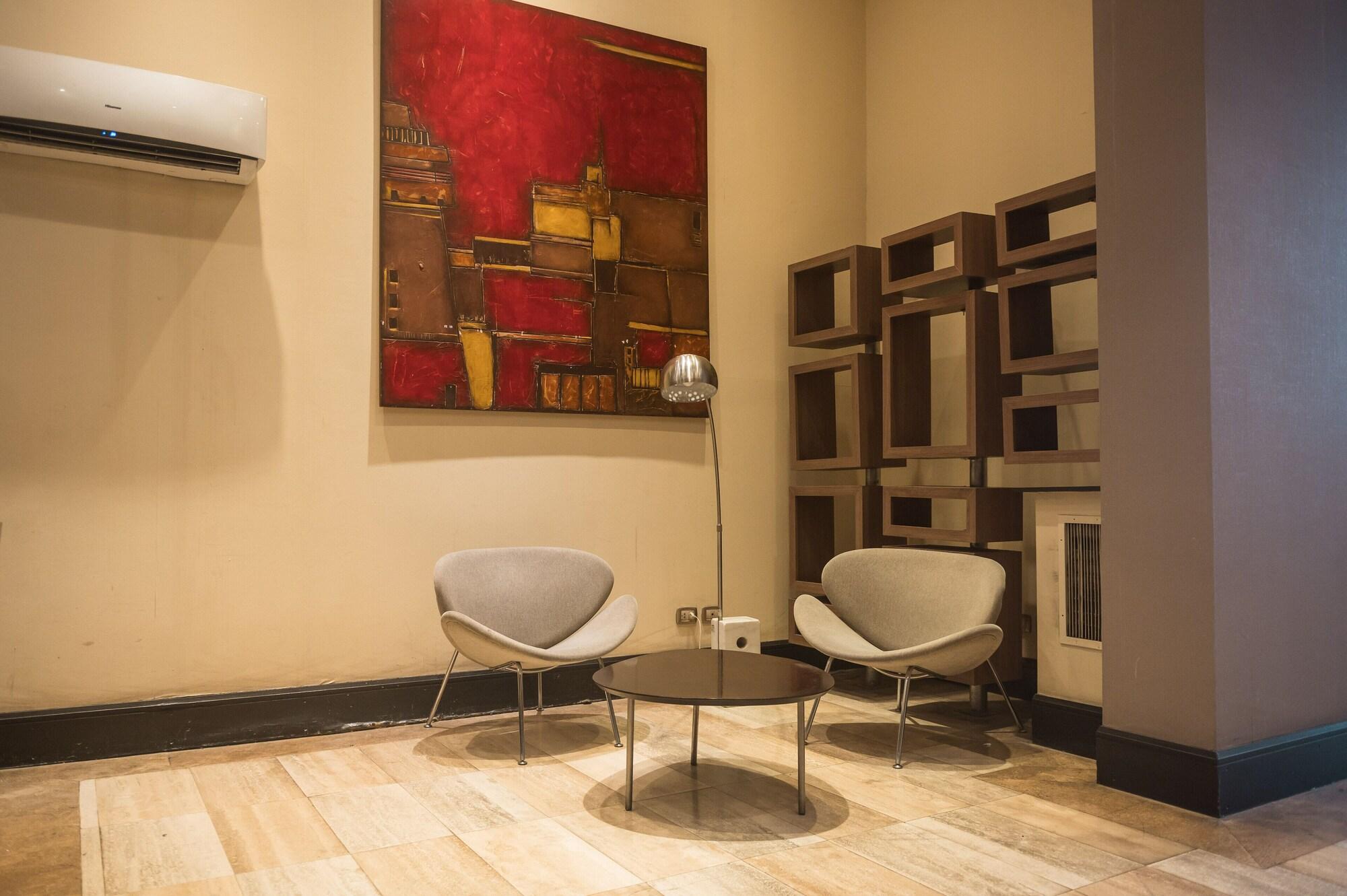 Vista Lobby Premium Tower Suites