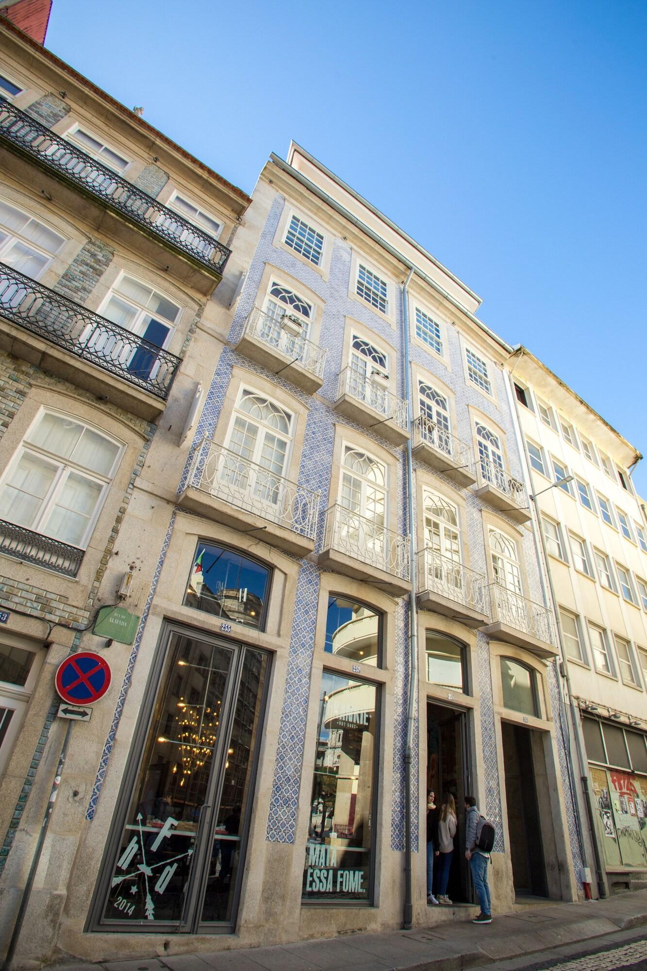Vista Exterior Almada Story Apartments by Porto City Hosts