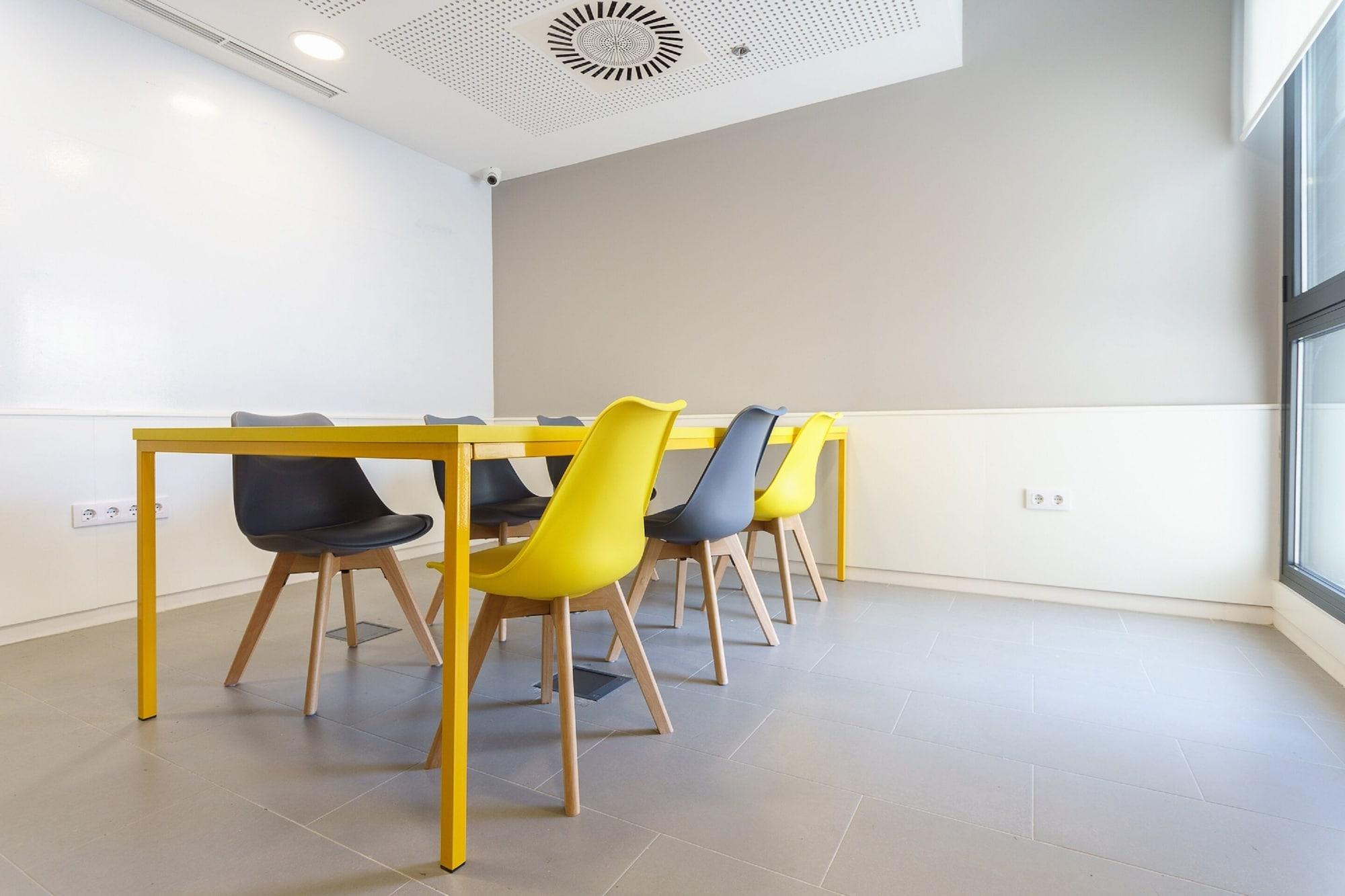 Sala de Reuniones Residencia Universitaria Resa Campus Málaga