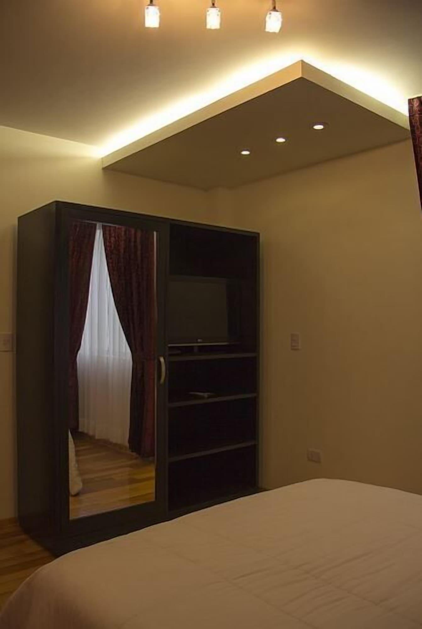 Set de Habitación Due Hotel