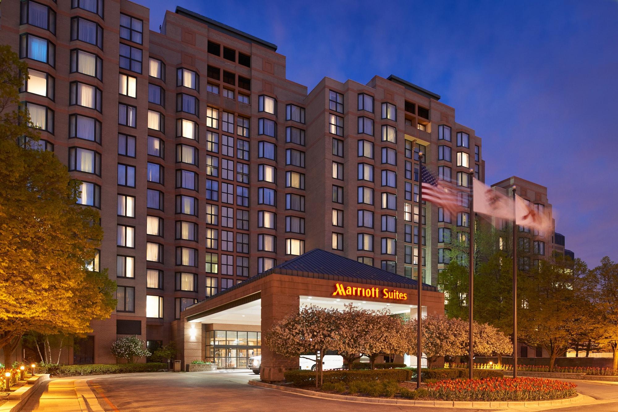 Vista Exterior Chicago Marriott Suites O'Hare