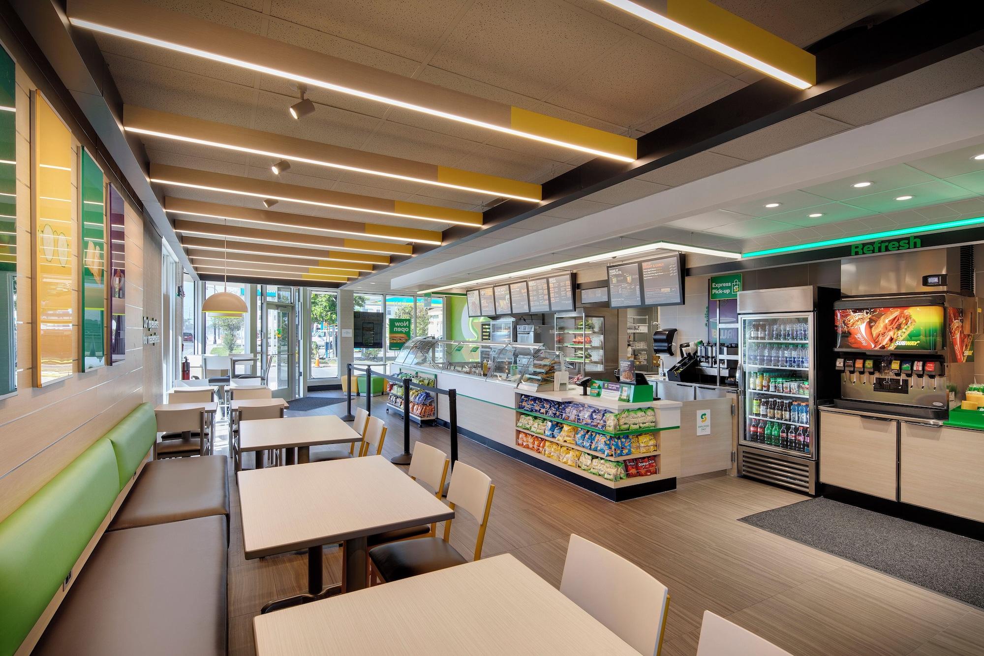 Restaurant Days Inn by Wyndham Miami Airport North