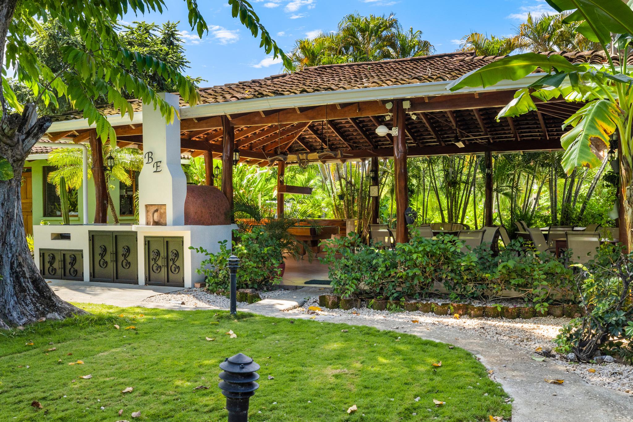 Bar/Salón Bahia Esmeralda